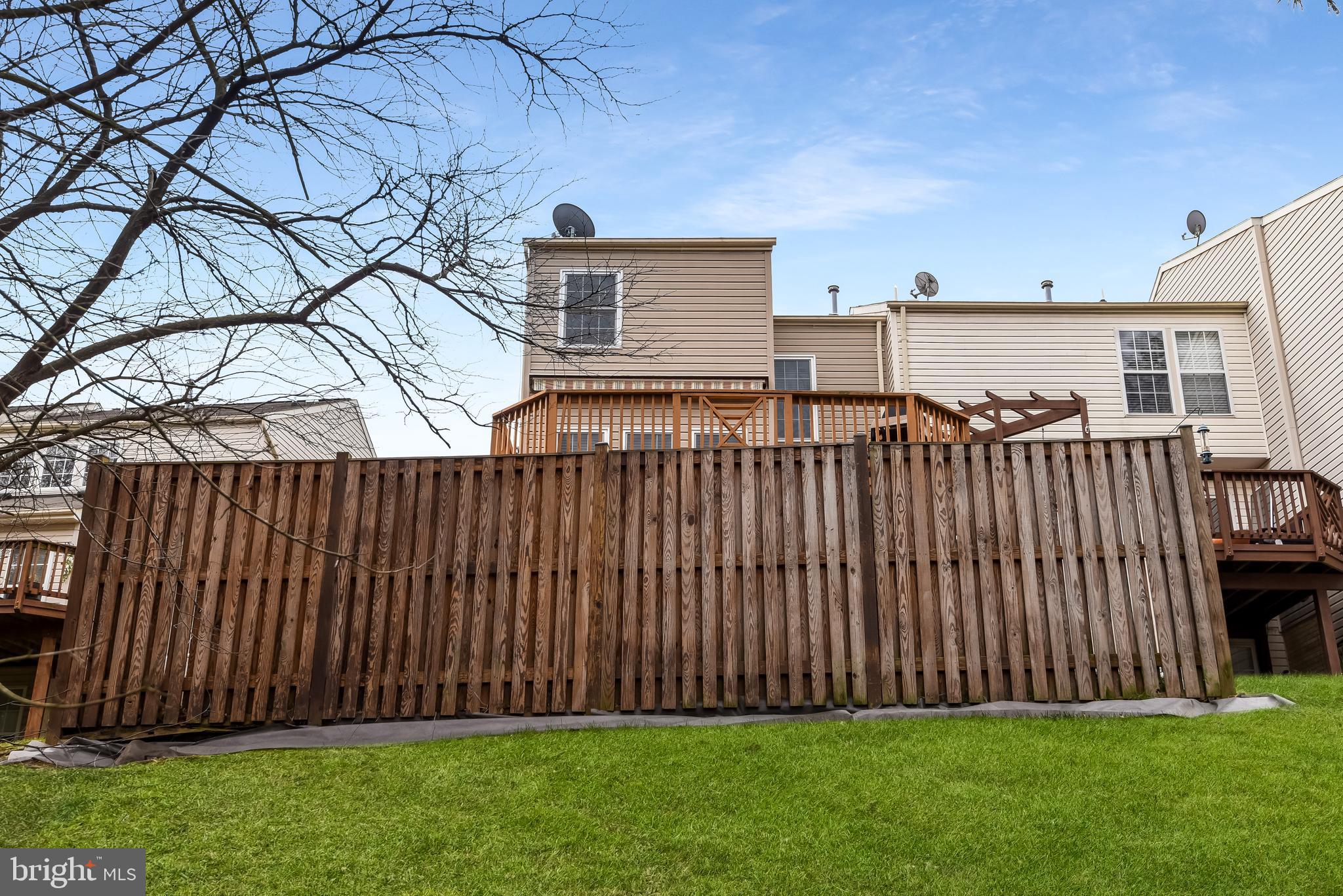 PINEY ORCHARD - Residential