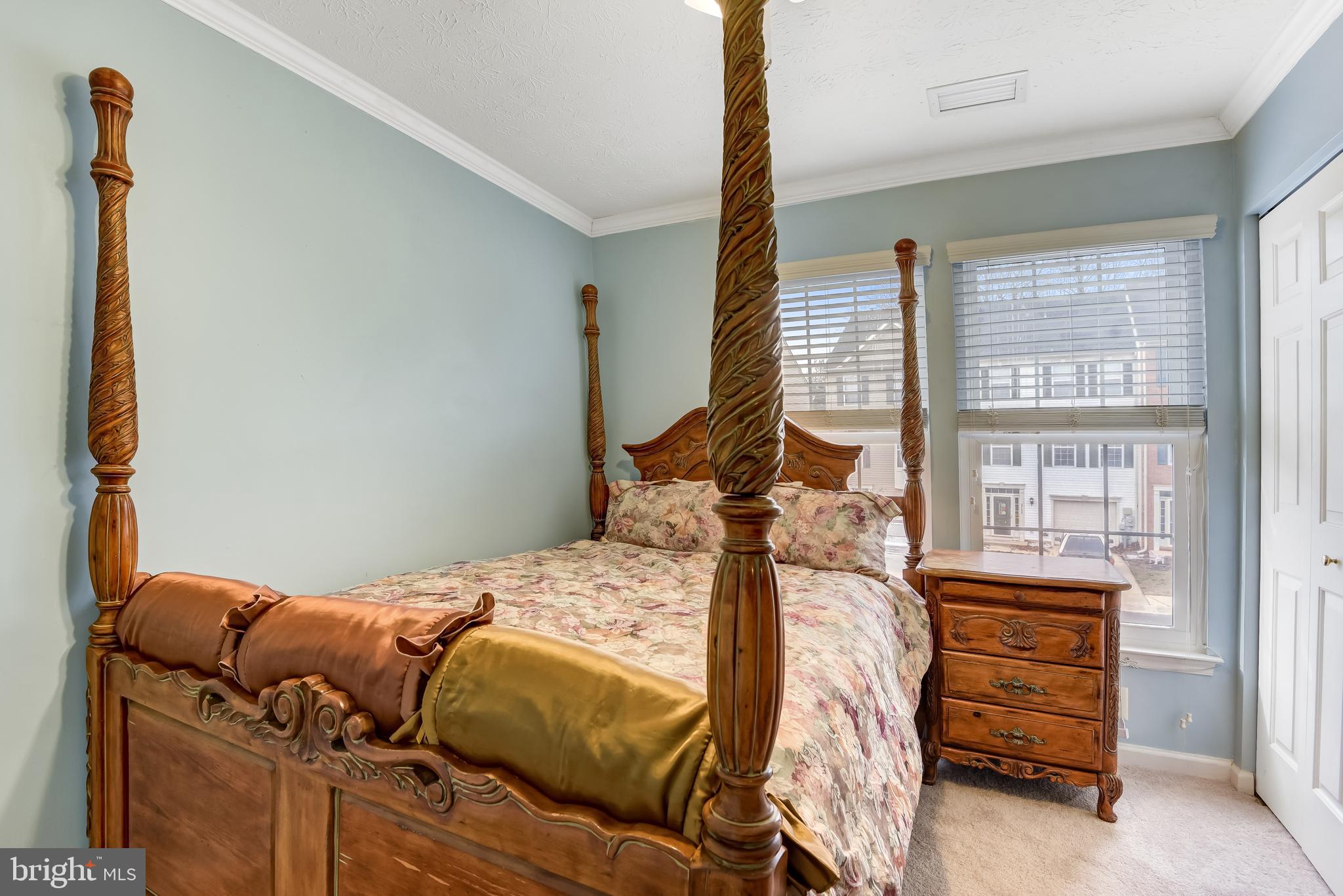 PINEY ORCHARD - Residential