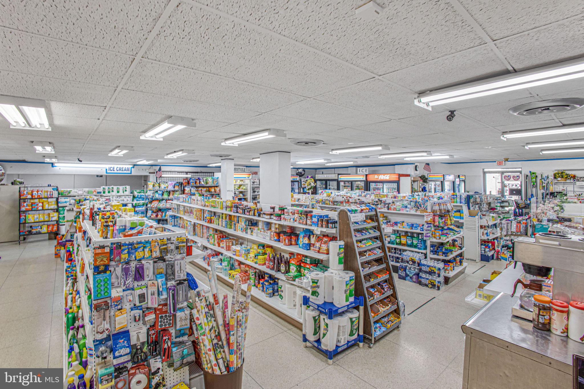 RADNOR - FORT MYER HEIGHTS - Residential