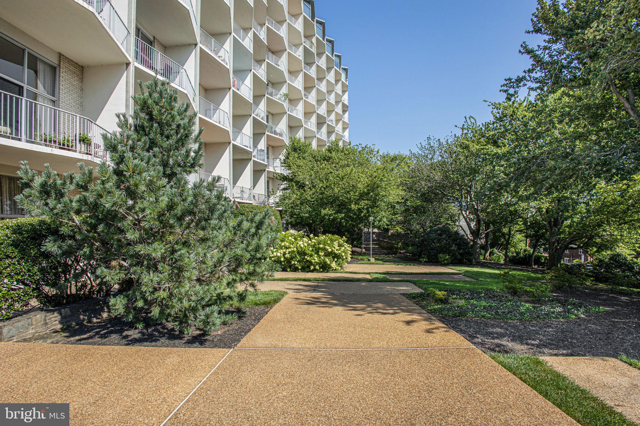 RADNOR - FORT MYER HEIGHTS - Residential