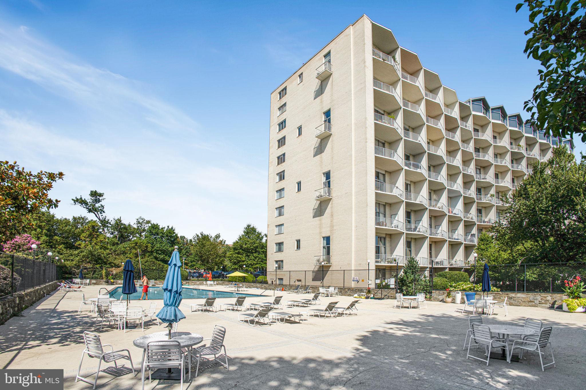 RADNOR - FORT MYER HEIGHTS - Residential