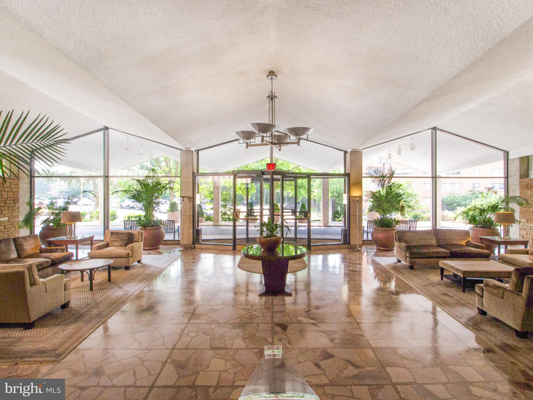 RADNOR - FORT MYER HEIGHTS - Residential