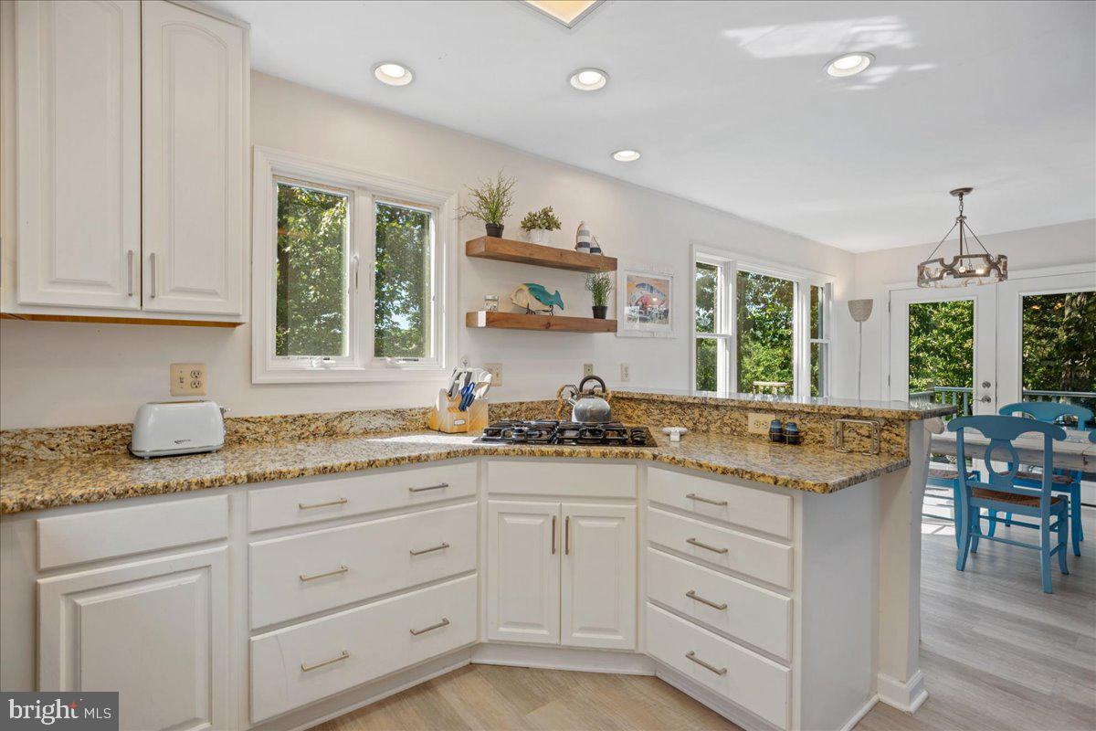 DRUM POINT - Residential