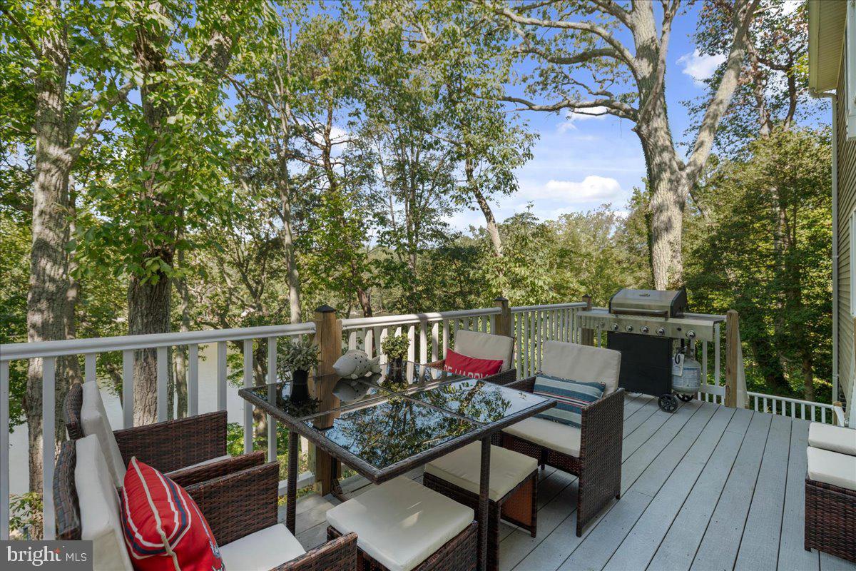 DRUM POINT - Residential