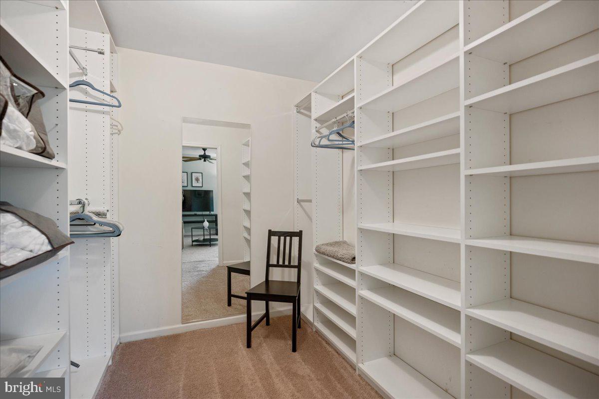 DRUM POINT - Residential