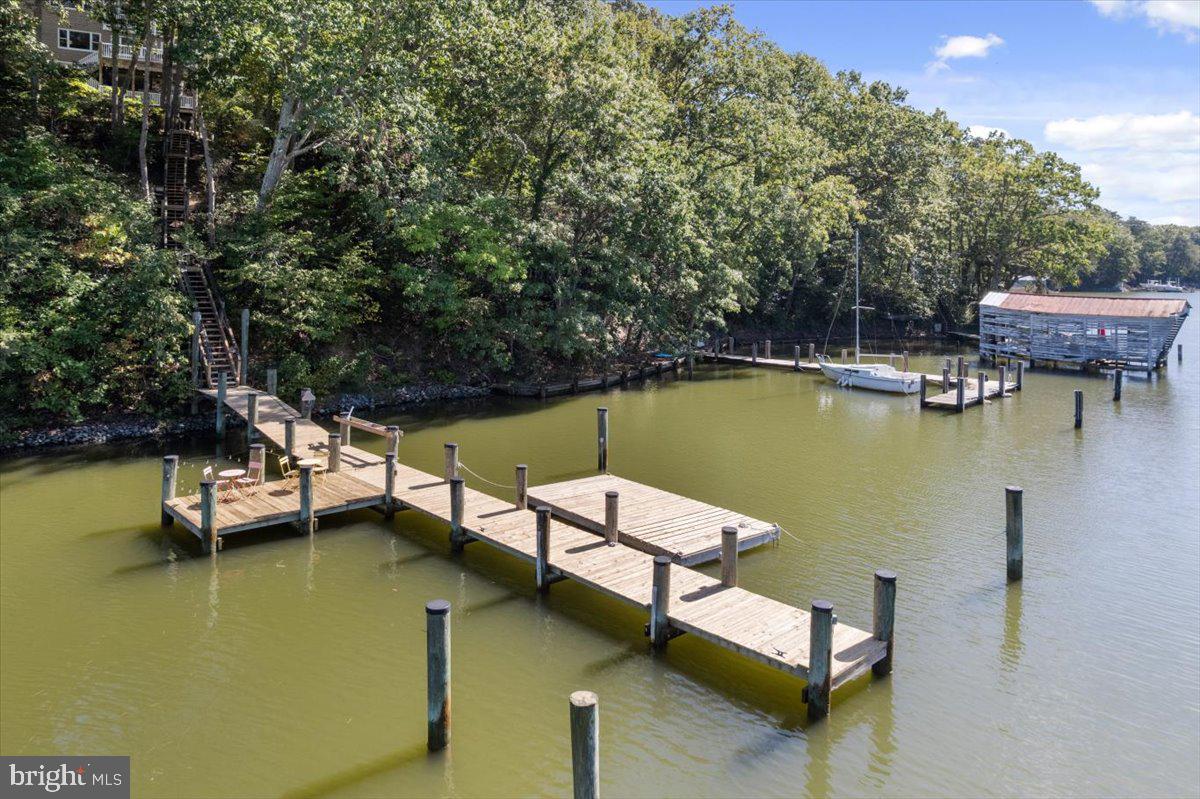 DRUM POINT - Residential