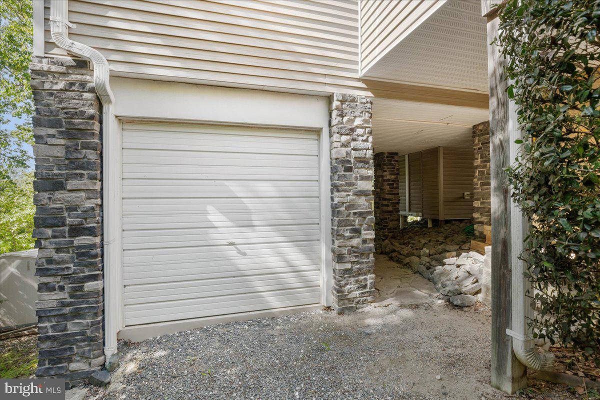 DRUM POINT - Residential