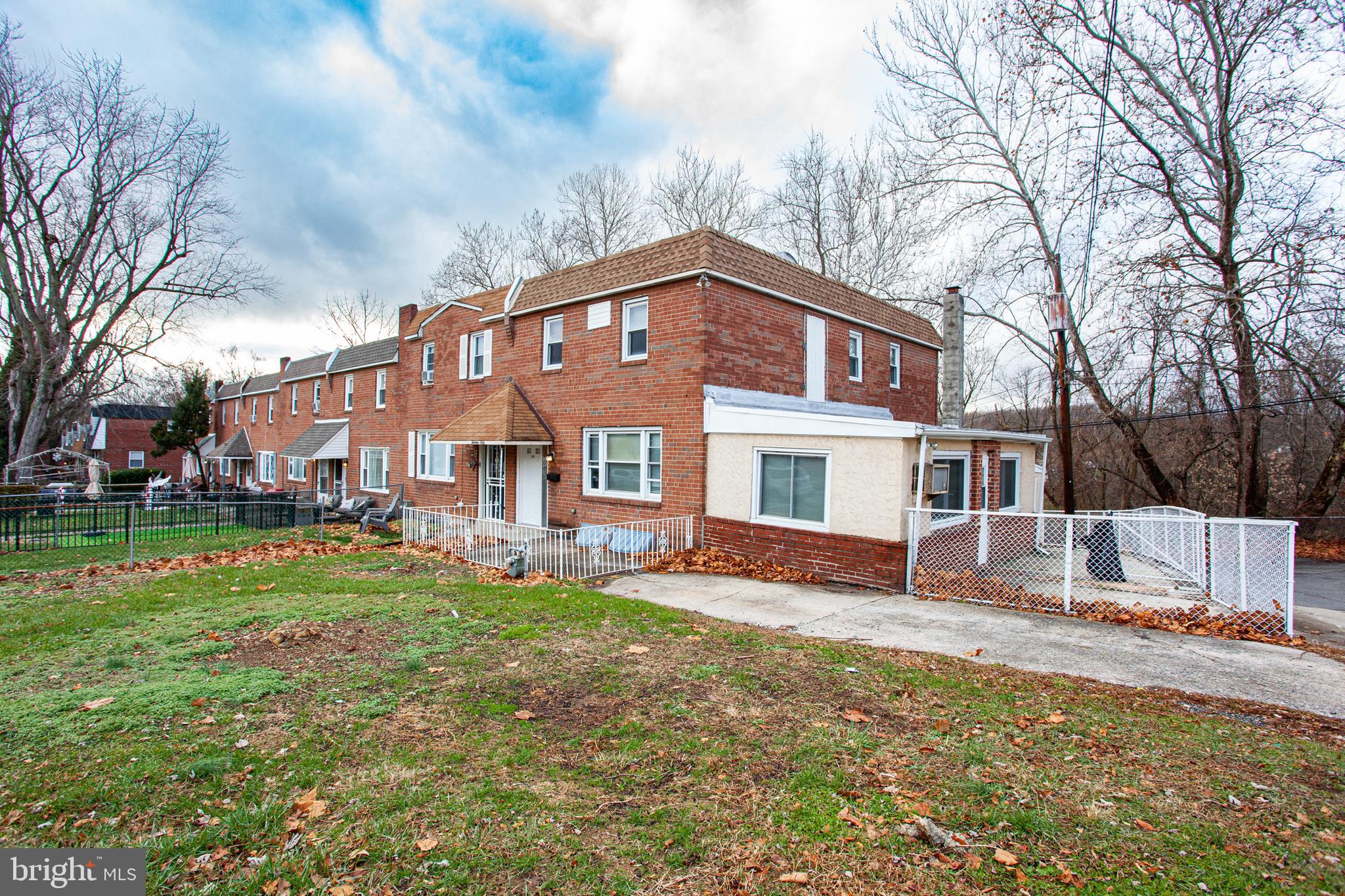 BROOKHAVEN - Residential