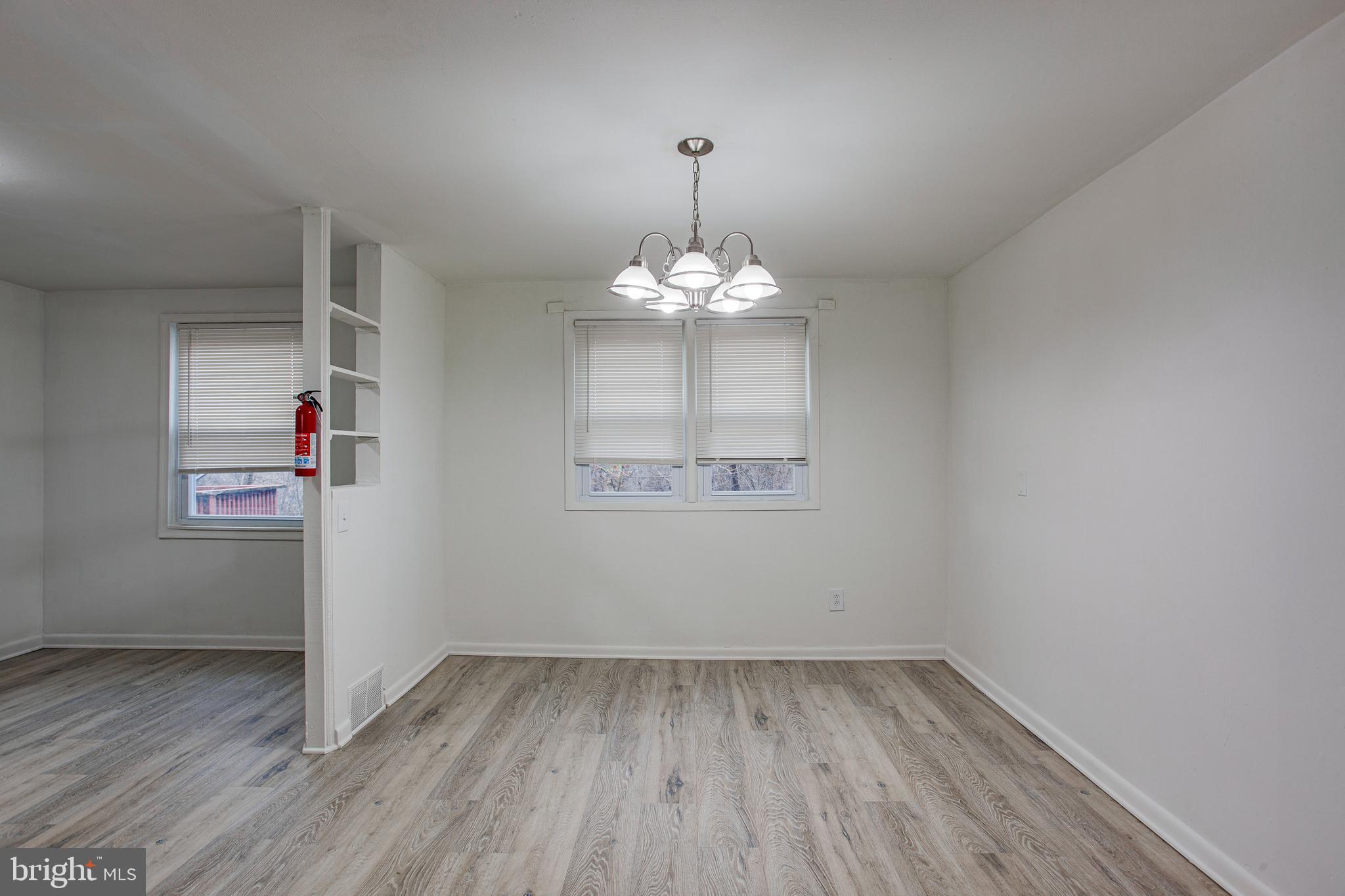 BROOKHAVEN - Residential