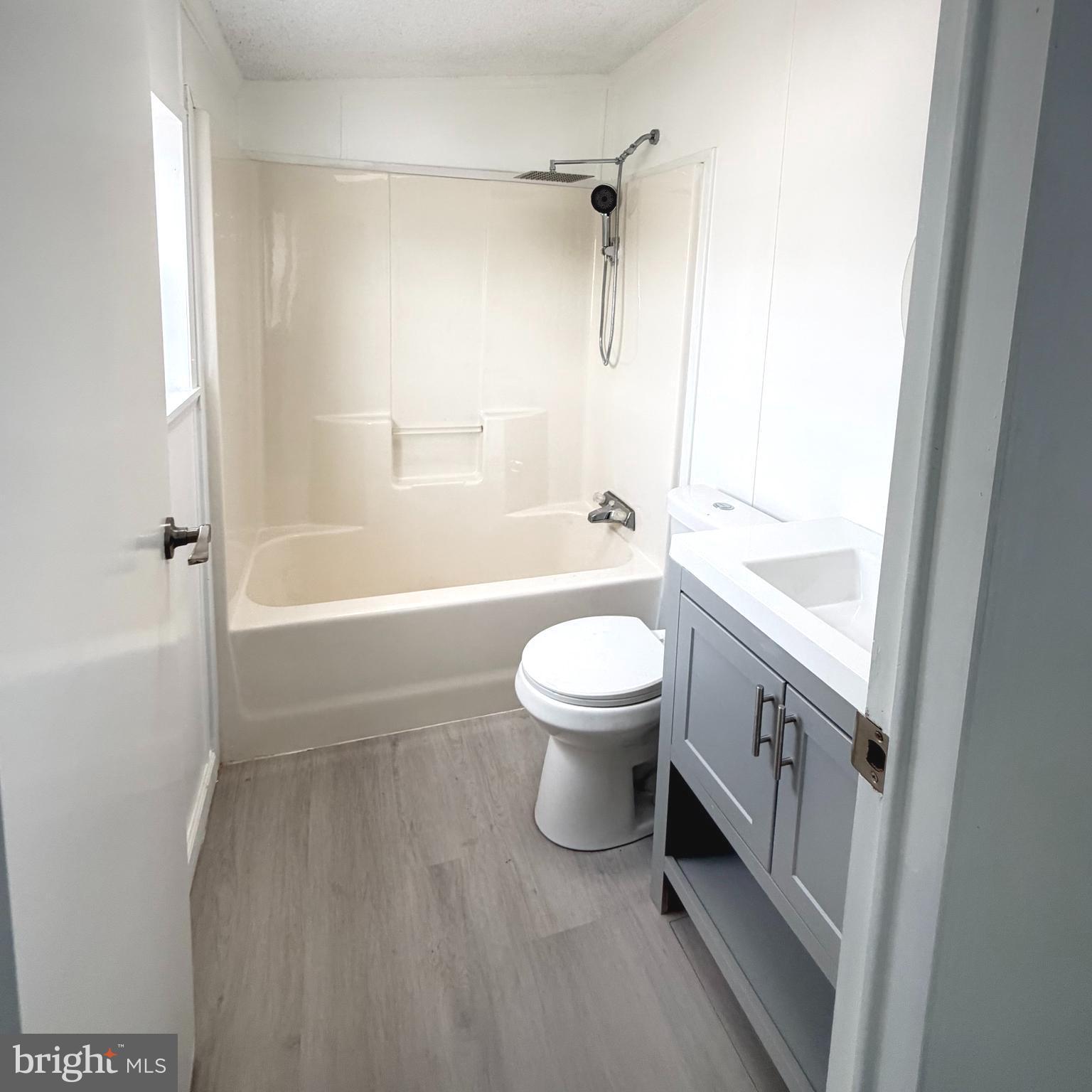 BEECHWOOD - Residential