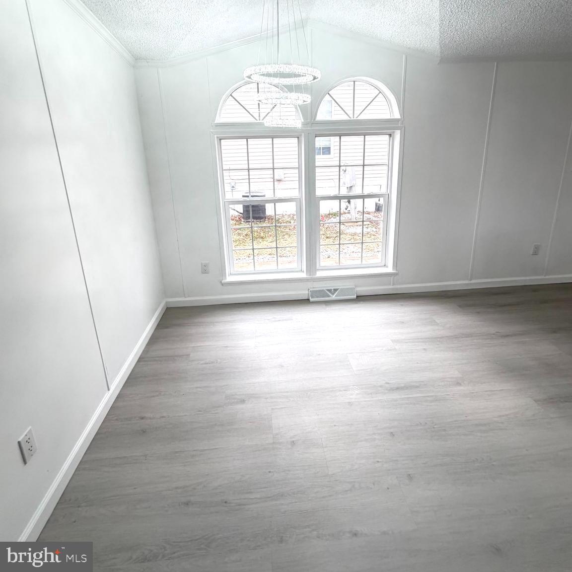 BEECHWOOD - Residential