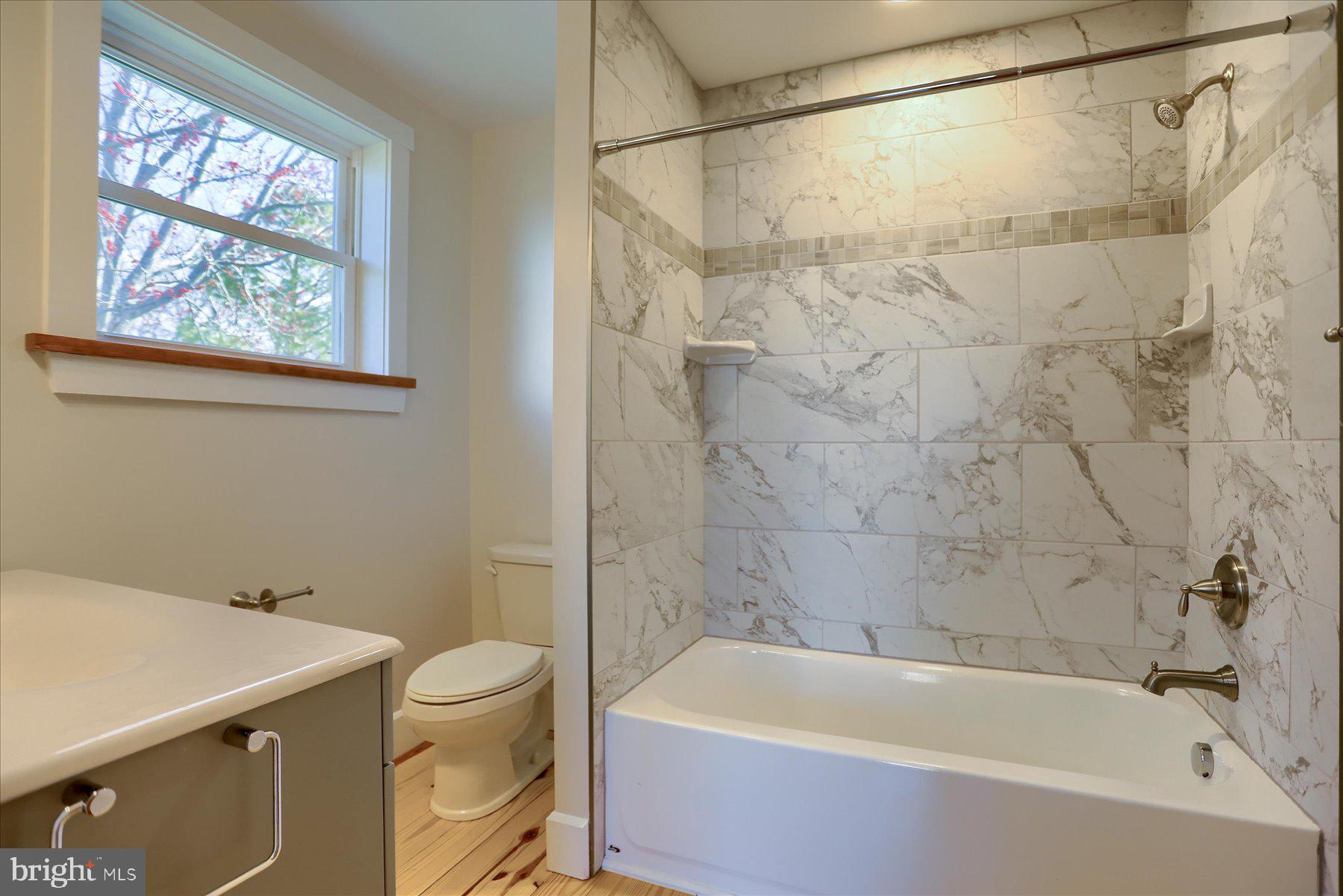 BARRISON POINT - Residential