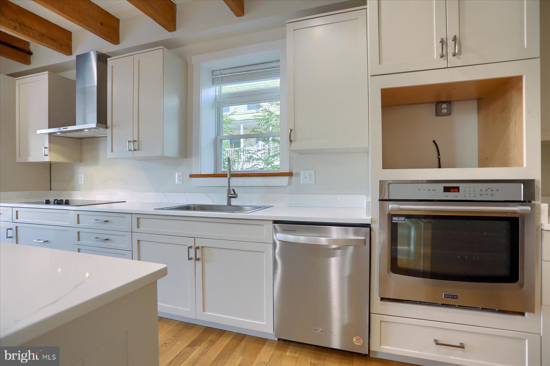 BARRISON POINT - Residential