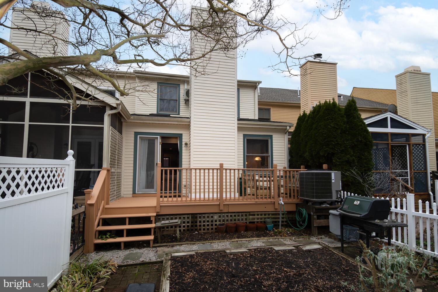 DOWNTOWN CHESTERTOWN - Residential