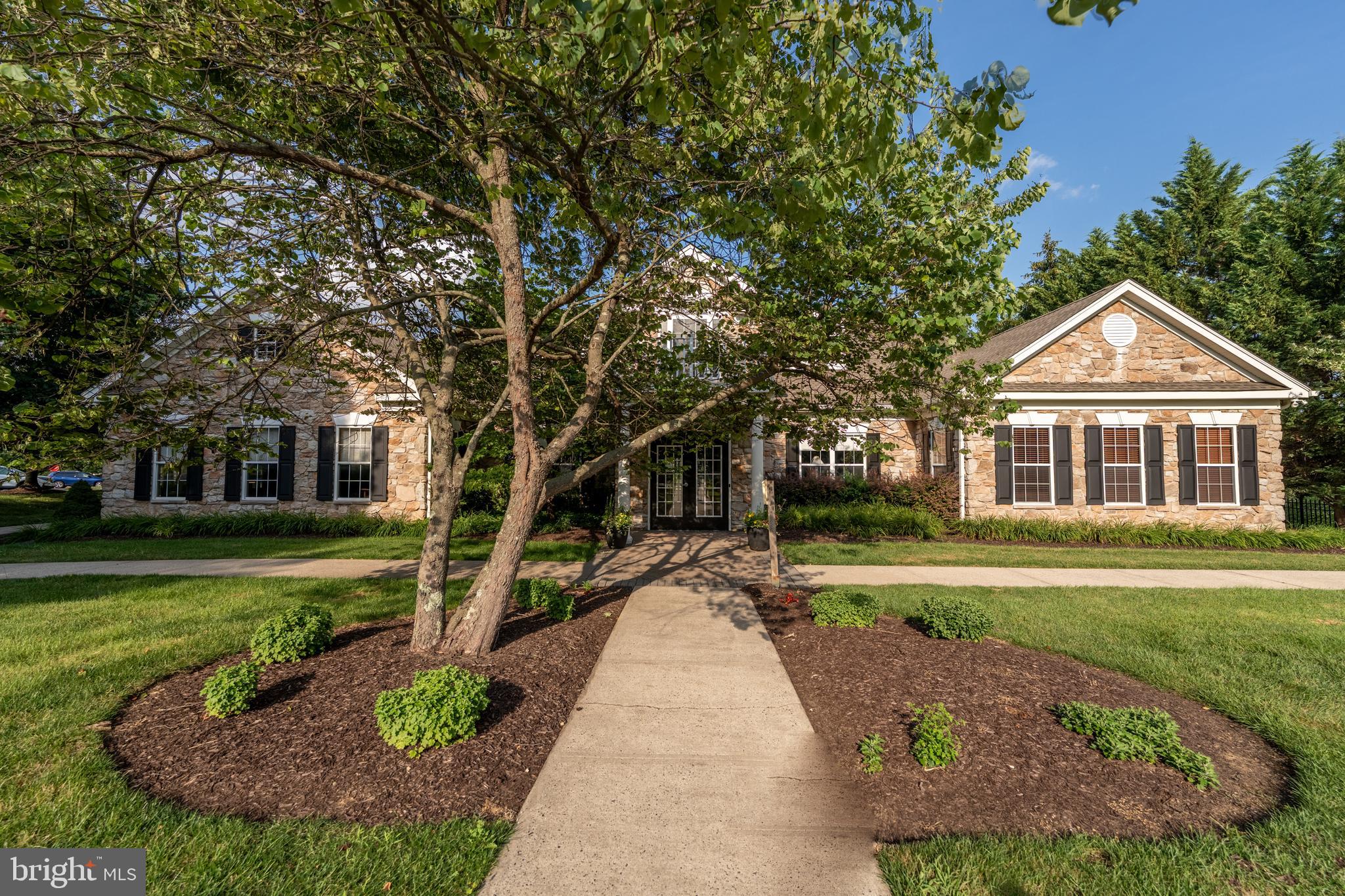 FOUR SEASONS AT SV - Residential