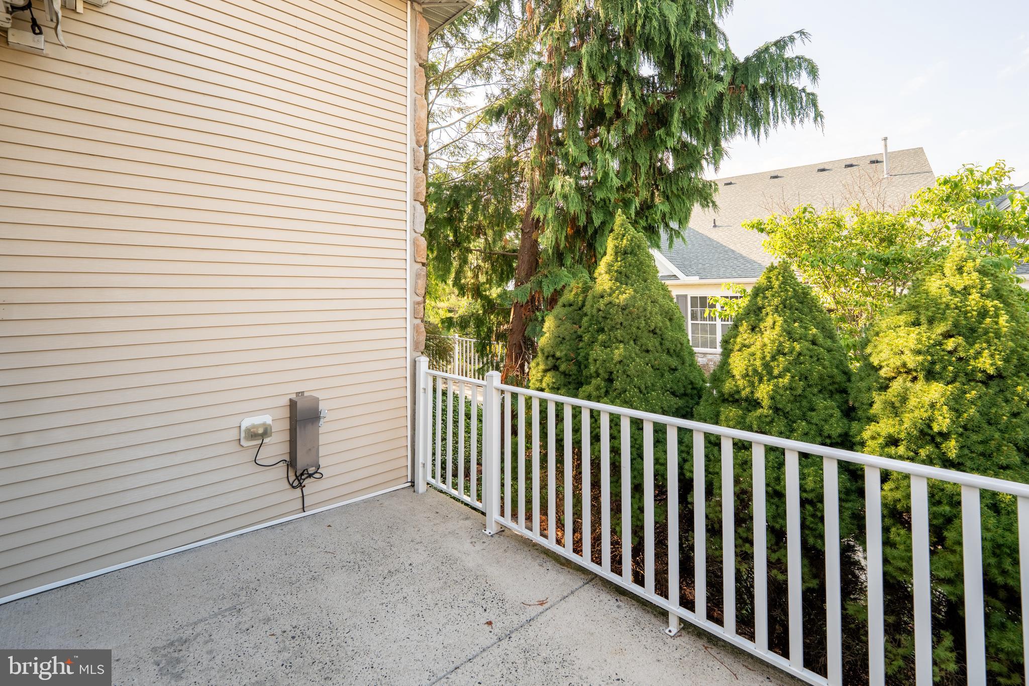 FOUR SEASONS AT SV - Residential