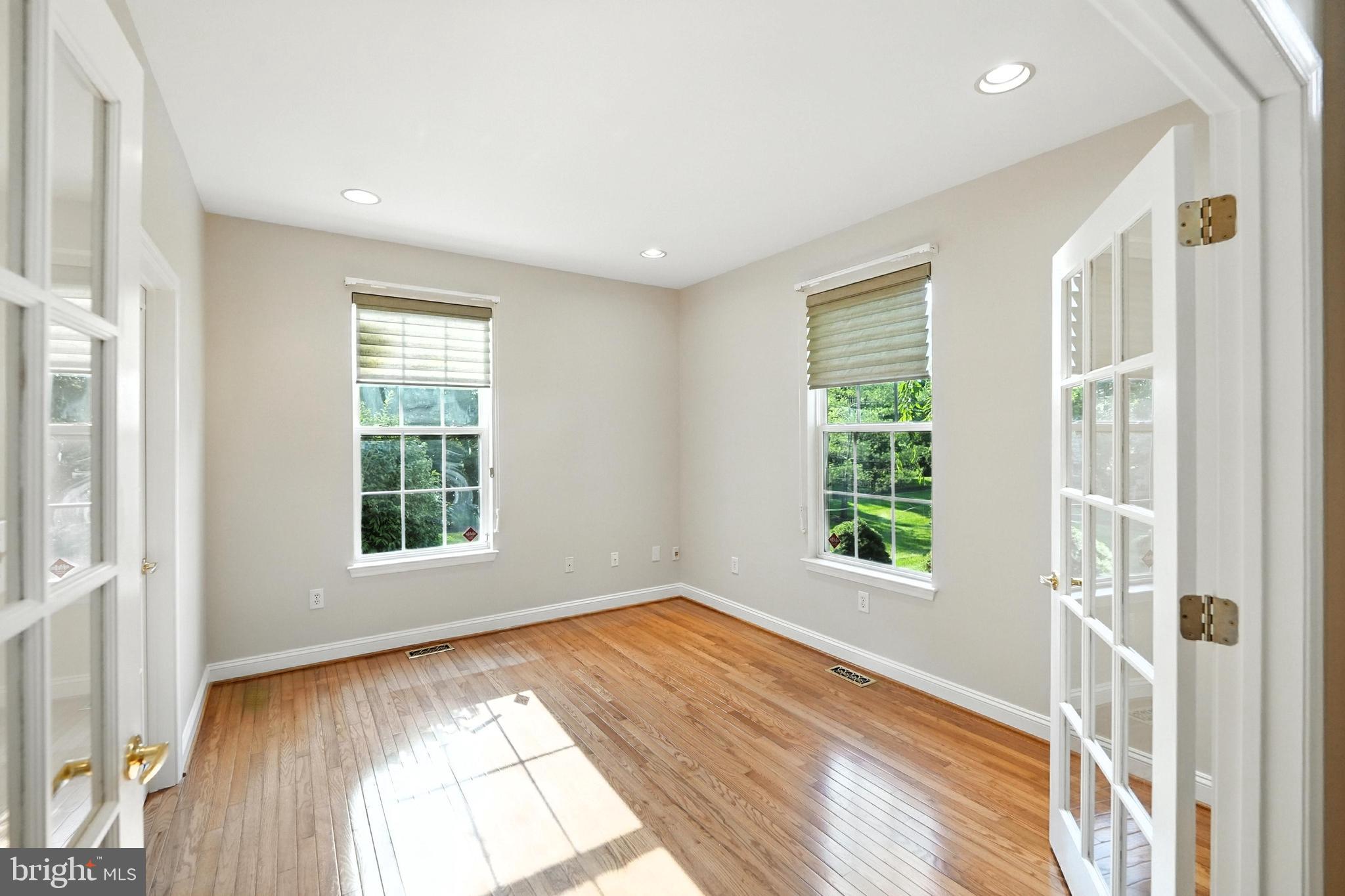 FOUR SEASONS AT SV - Residential