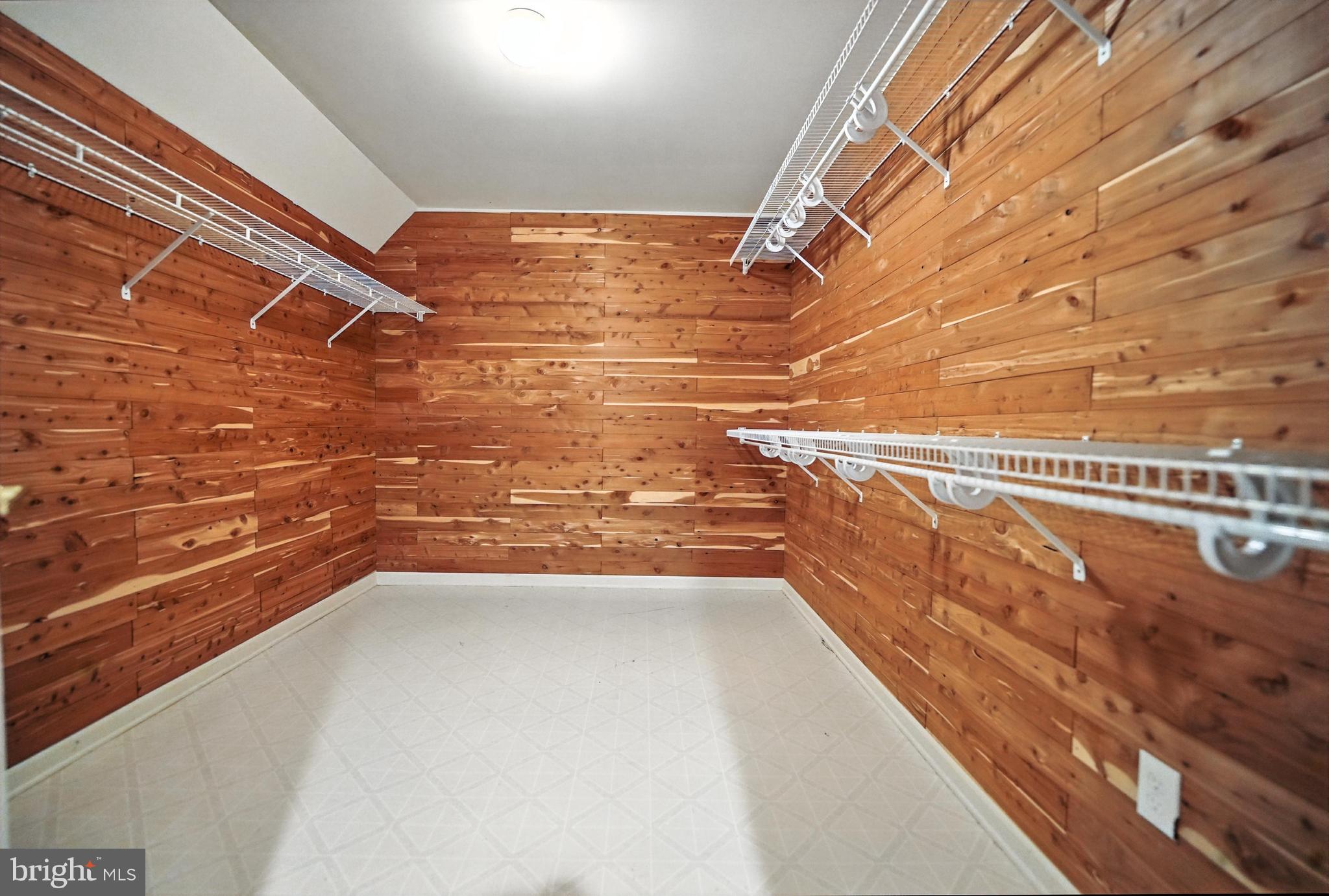 FOUR SEASONS AT SV - Residential