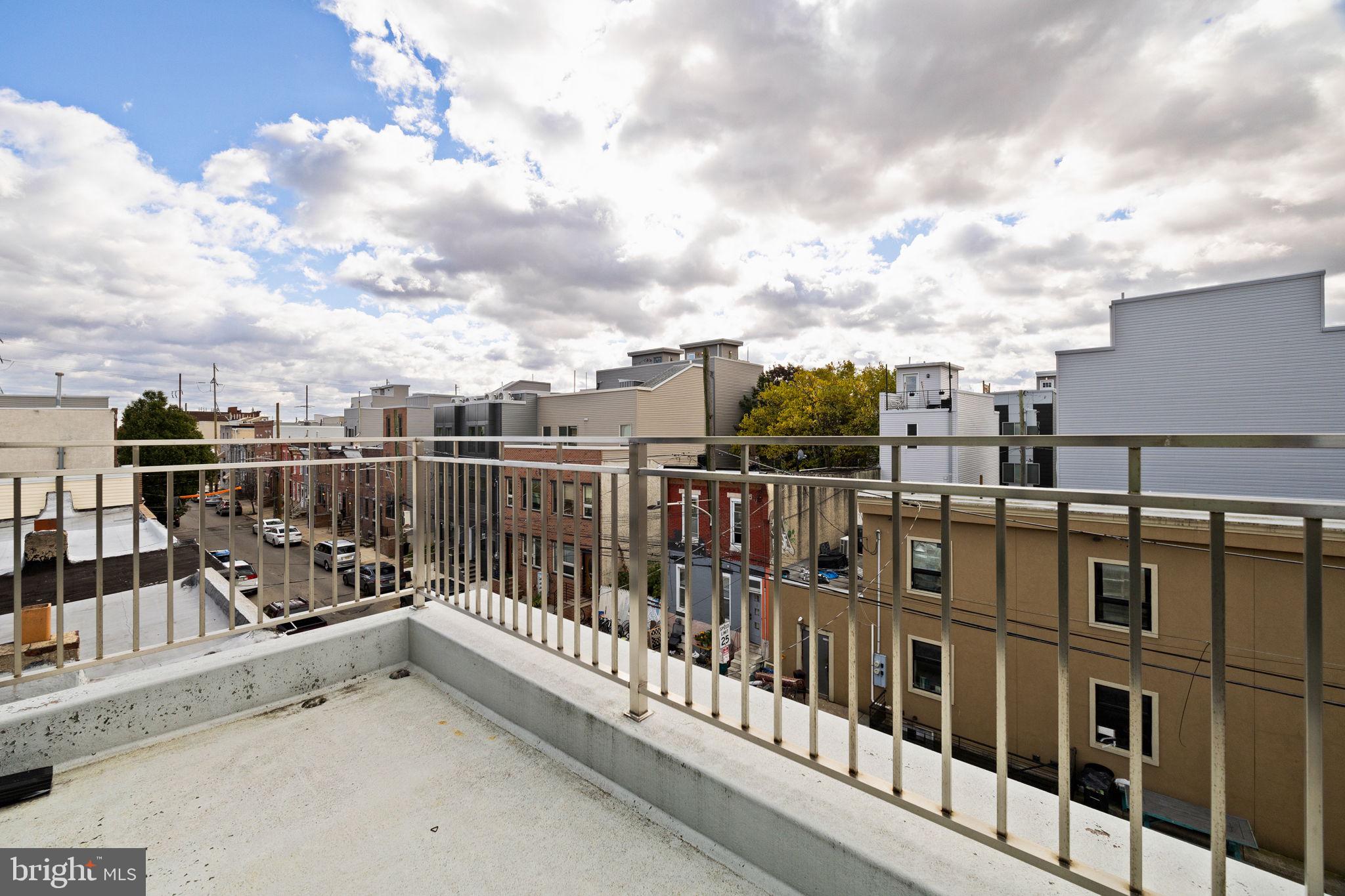 POINT BREEZE - Residential