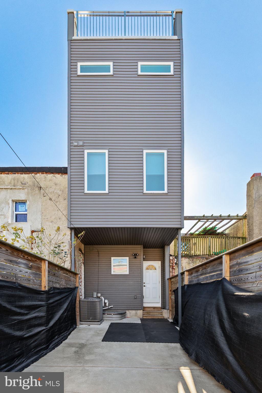 POINT BREEZE - Residential