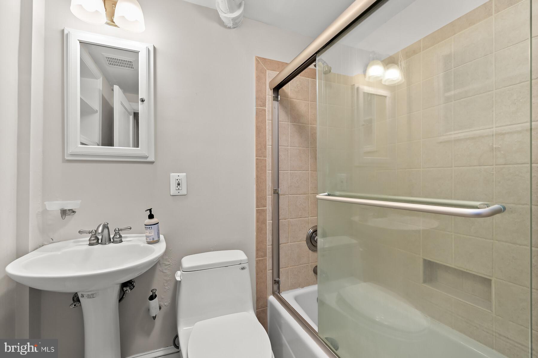 TAKOMA PARK - Residential