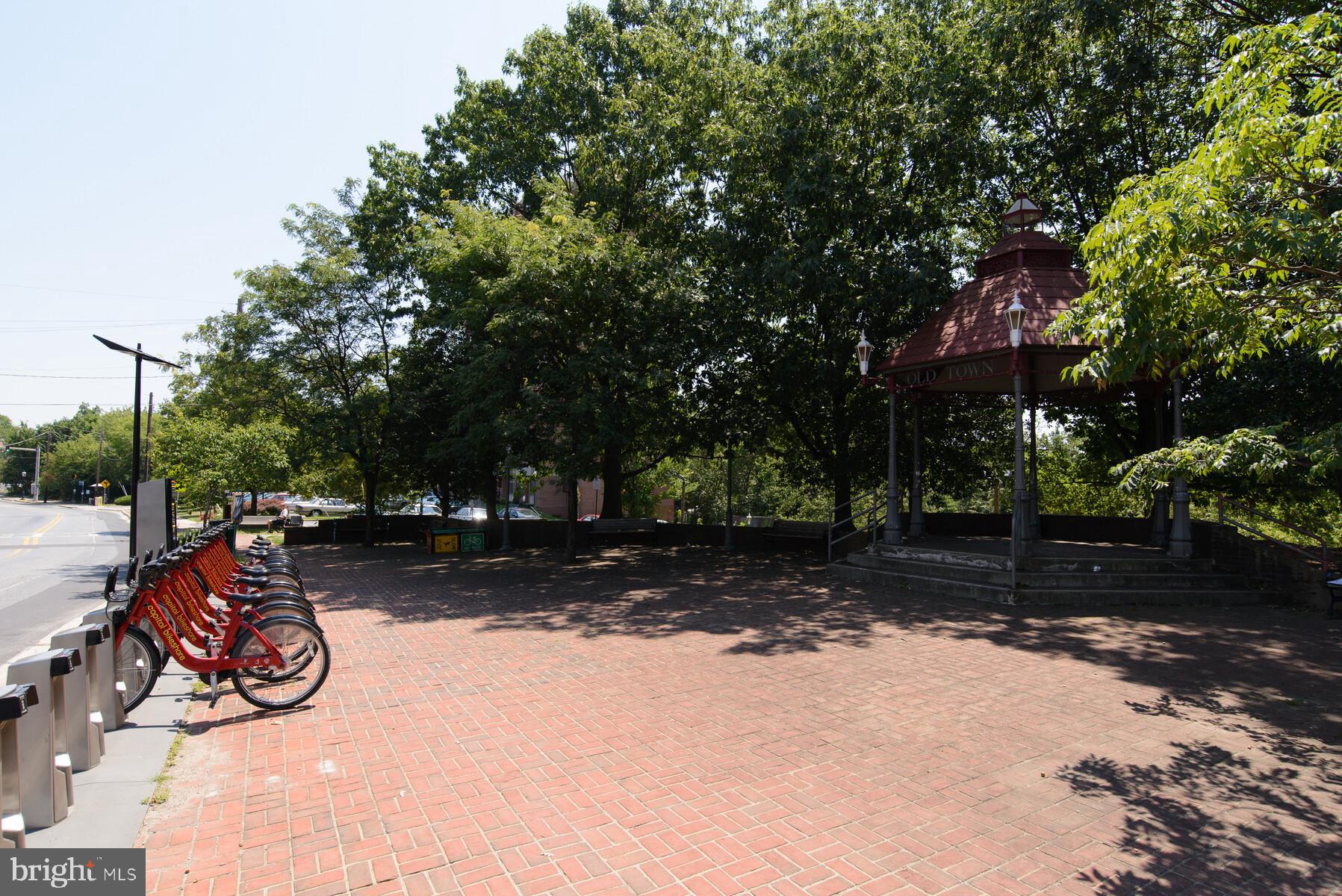 TAKOMA PARK - Residential