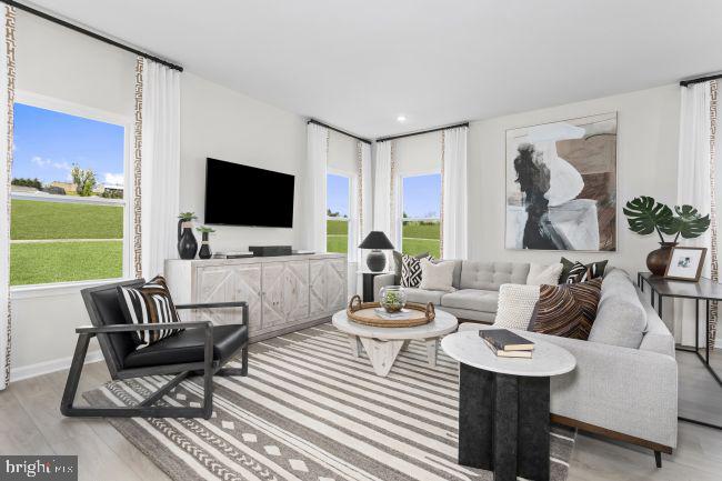 SOUTH BROOK - Residential