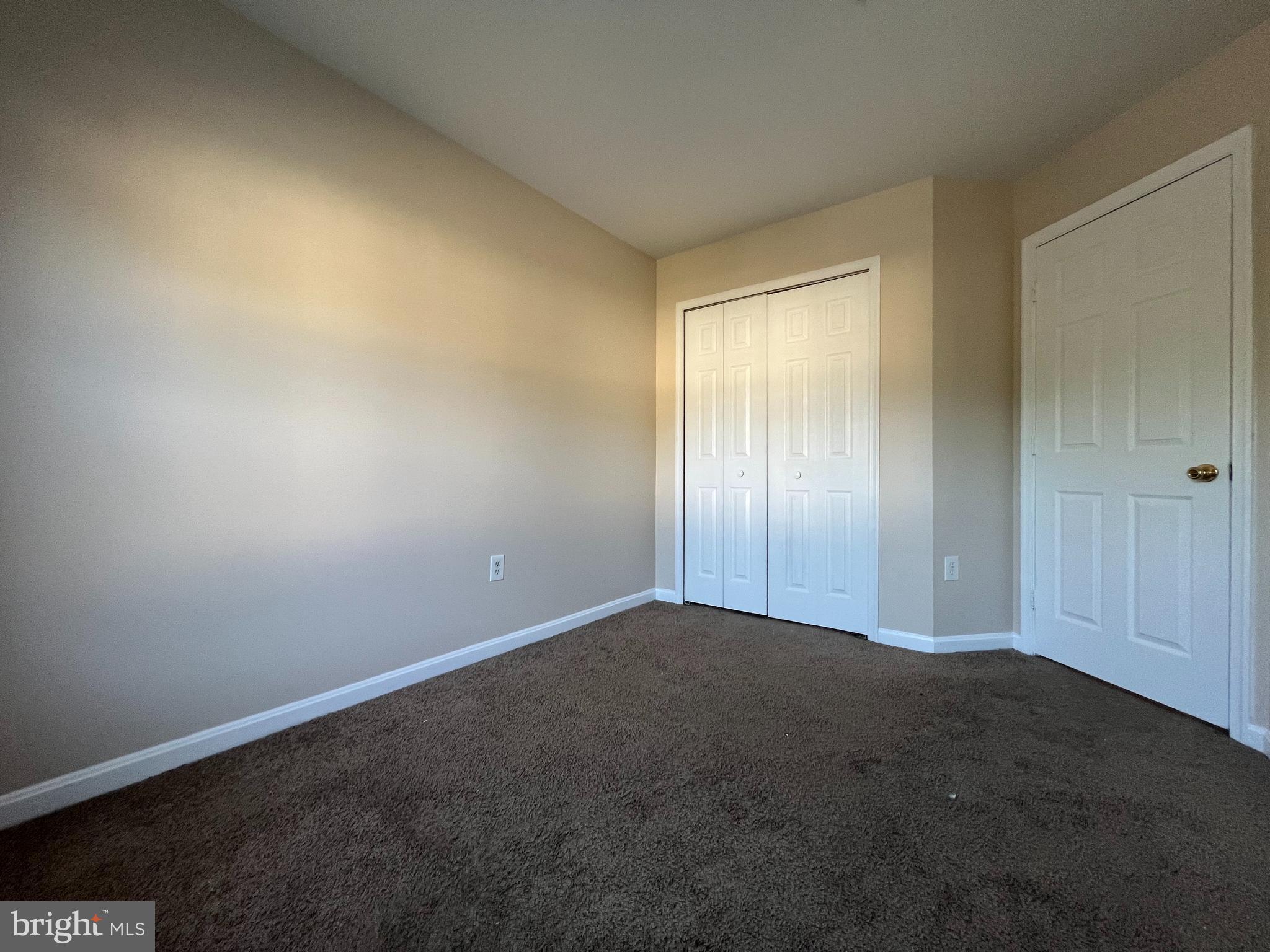 MEADOWS AT WHITE OAK SUB - Residential Lease