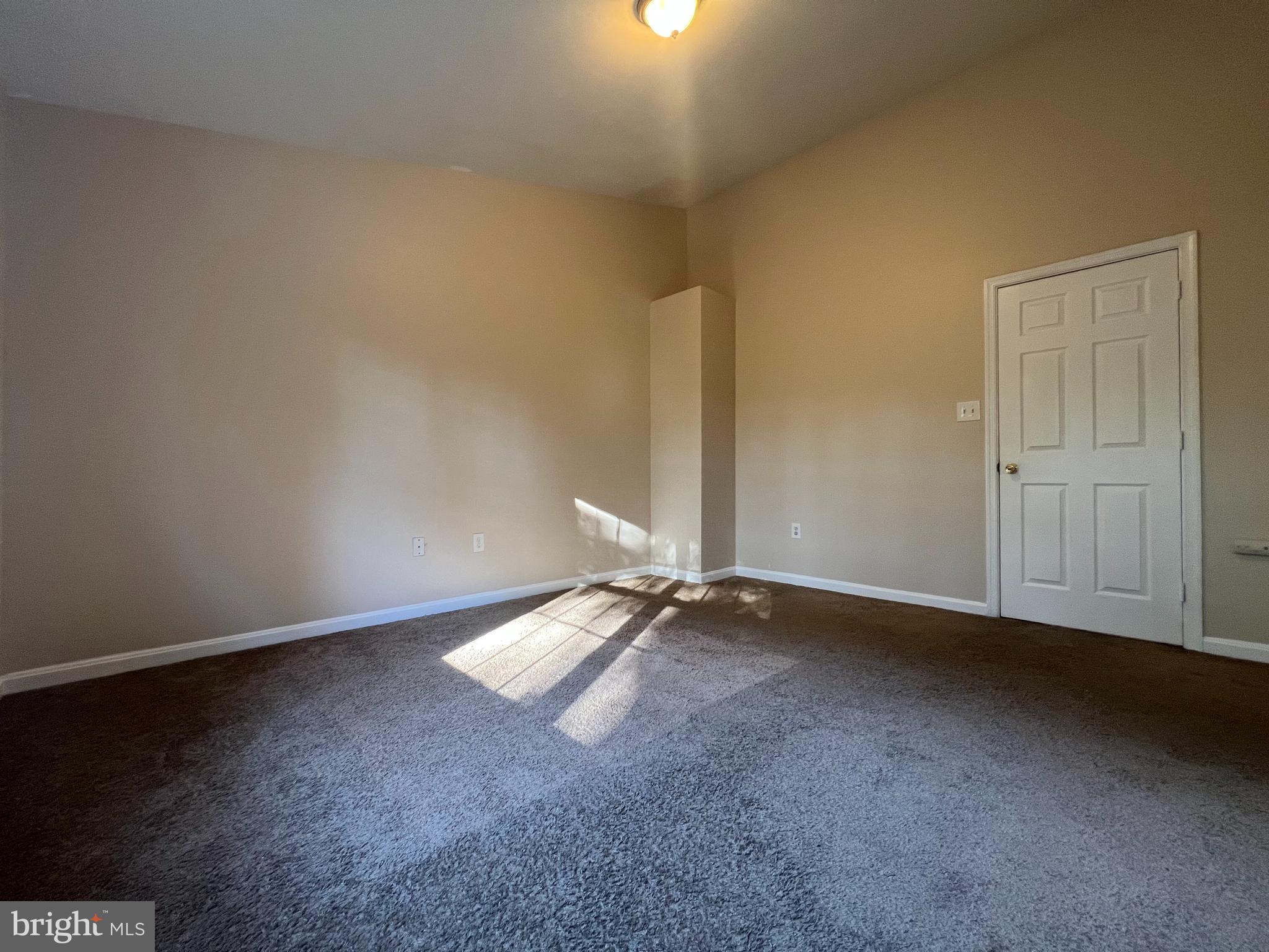 MEADOWS AT WHITE OAK SUB - Residential Lease