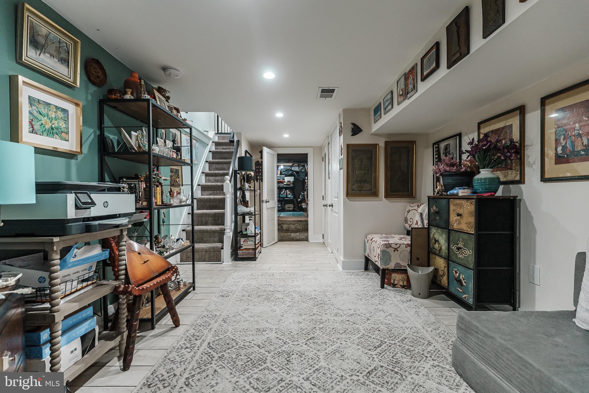 WHITMAN - Residential