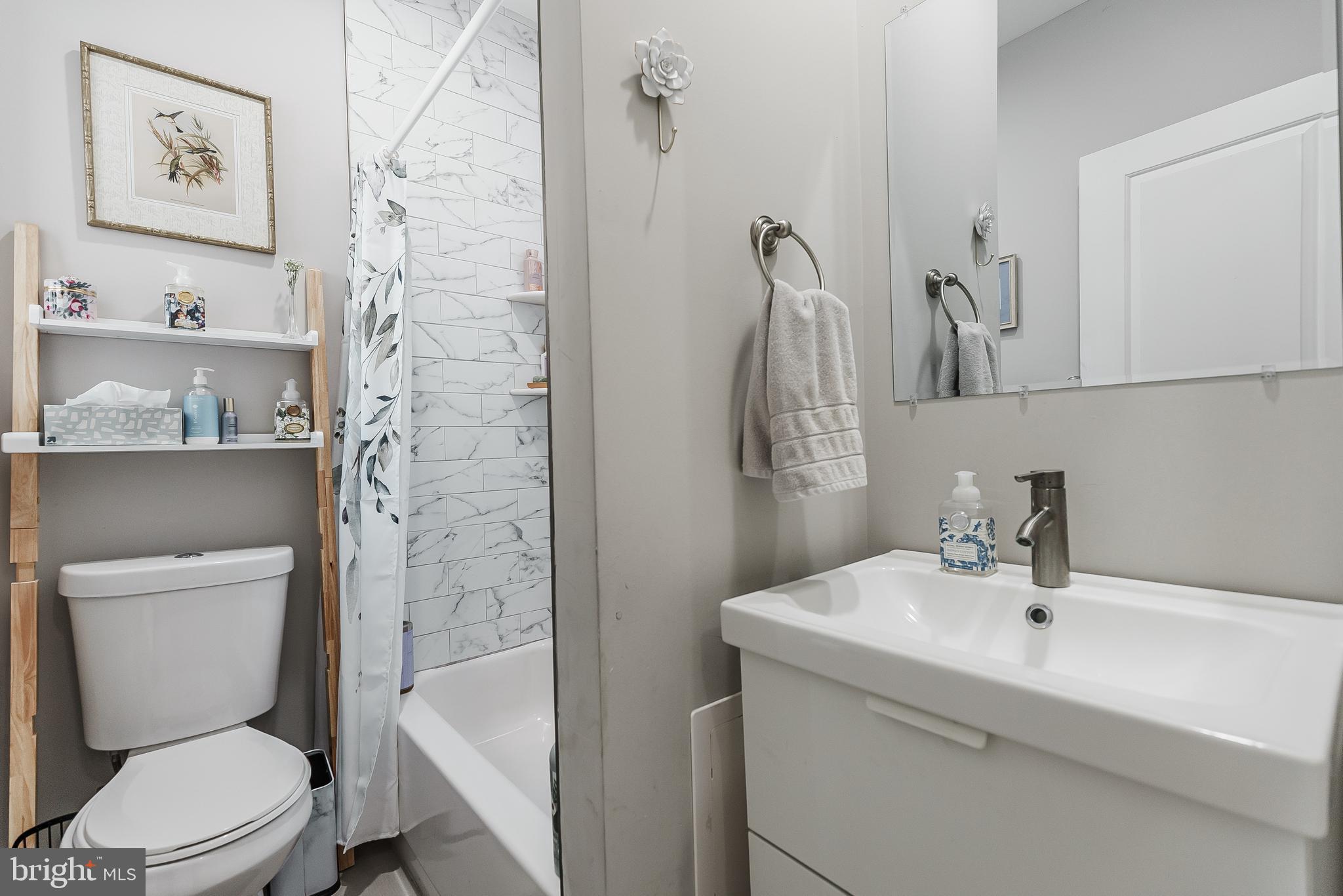 WHITMAN - Residential