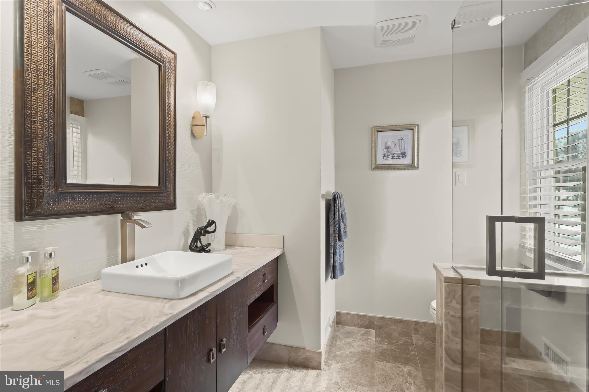 VELVET RIDGE - Residential