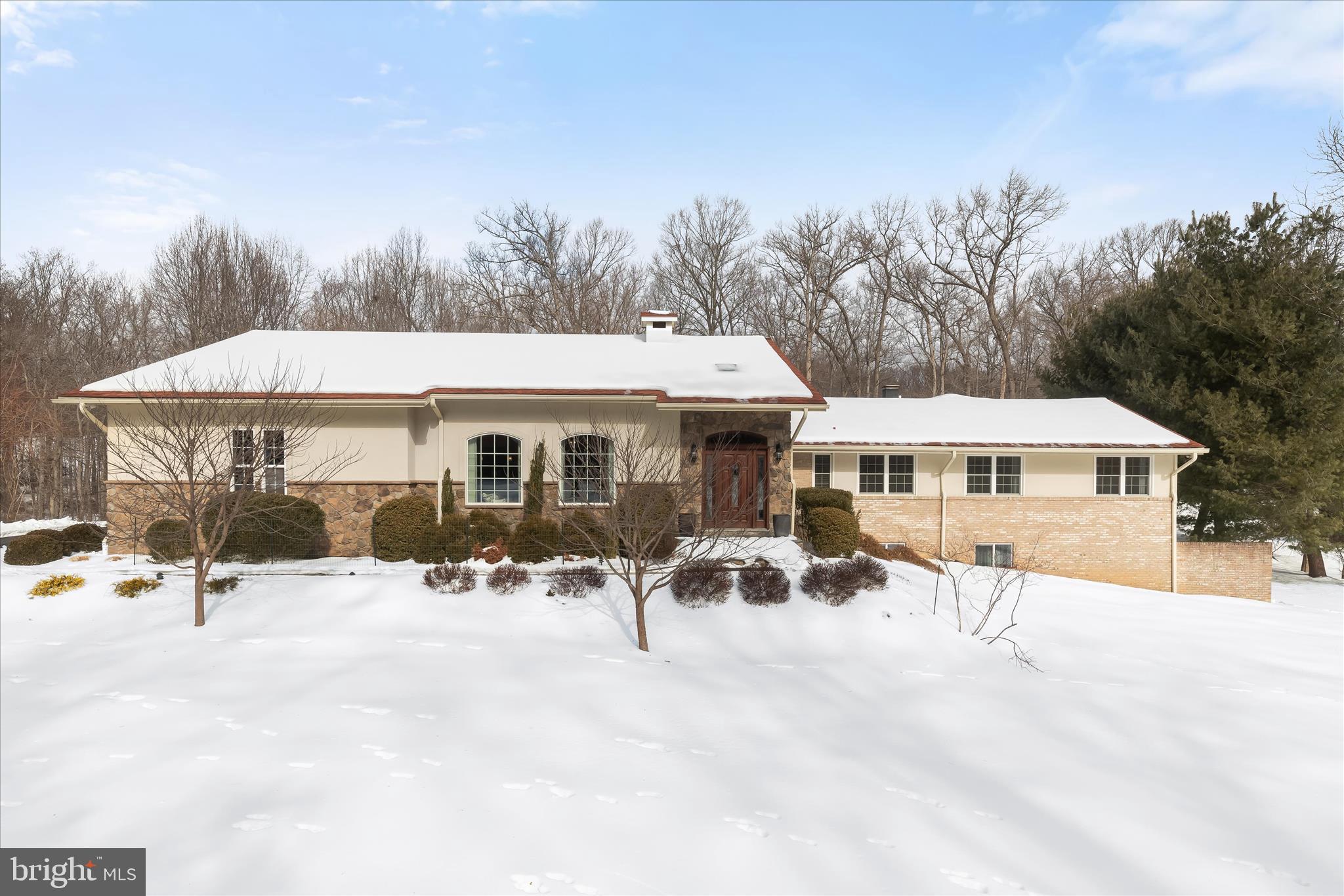 VELVET RIDGE - Residential