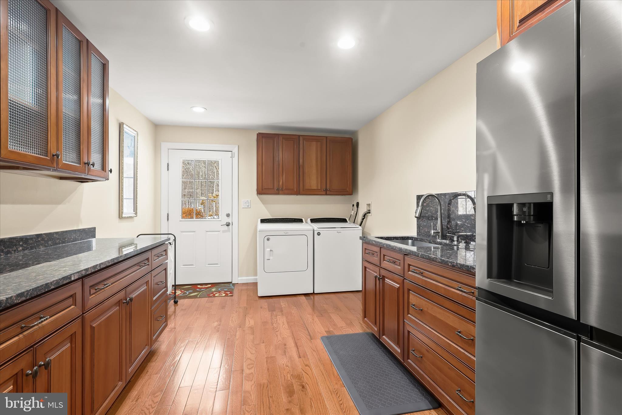 VELVET RIDGE - Residential