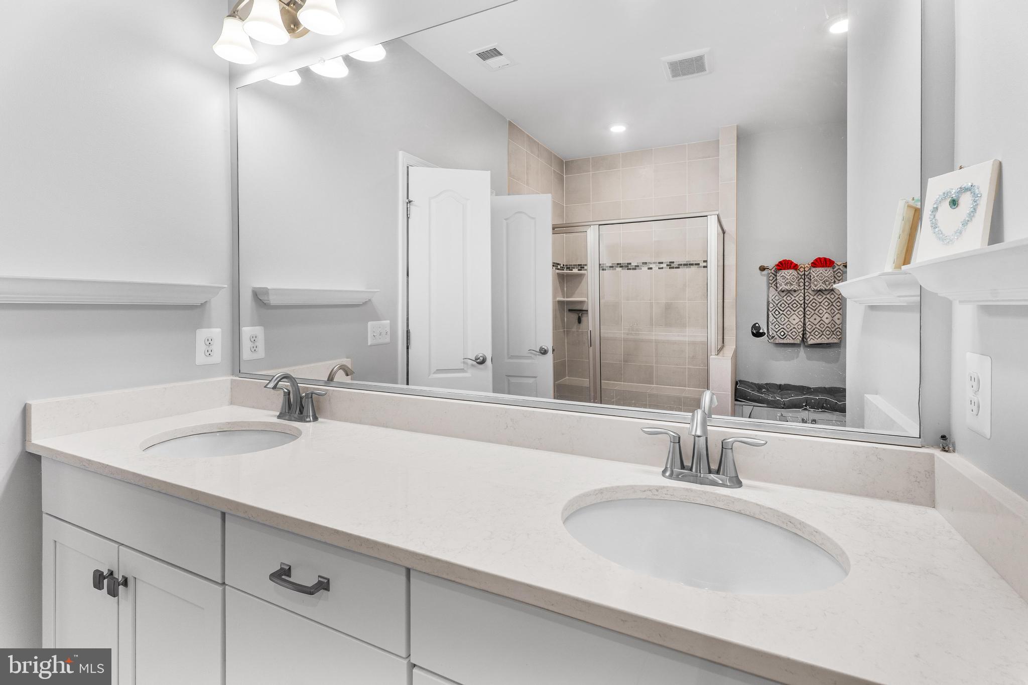 BISHOPS LANDING - Residential