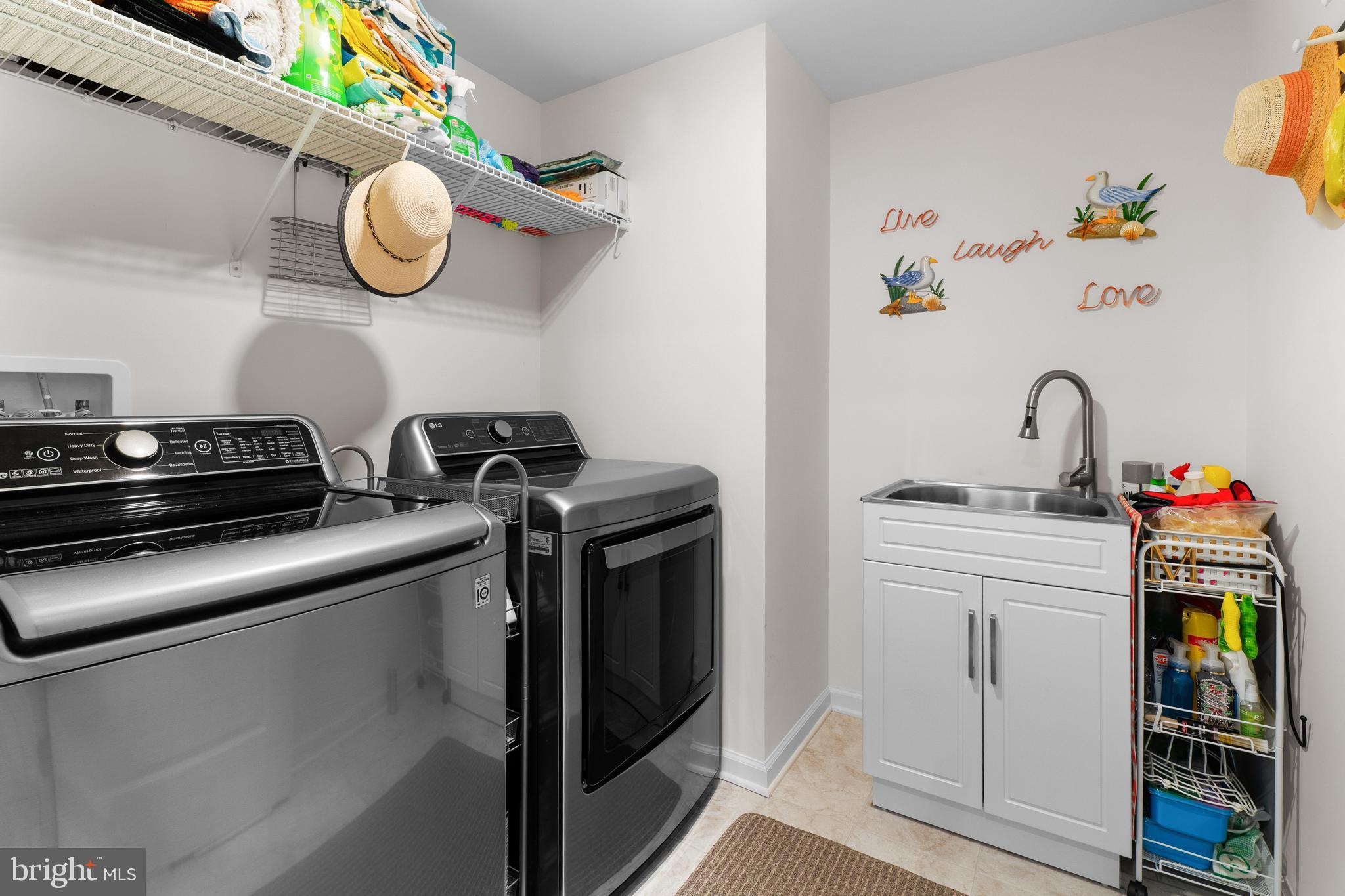 BISHOPS LANDING - Residential