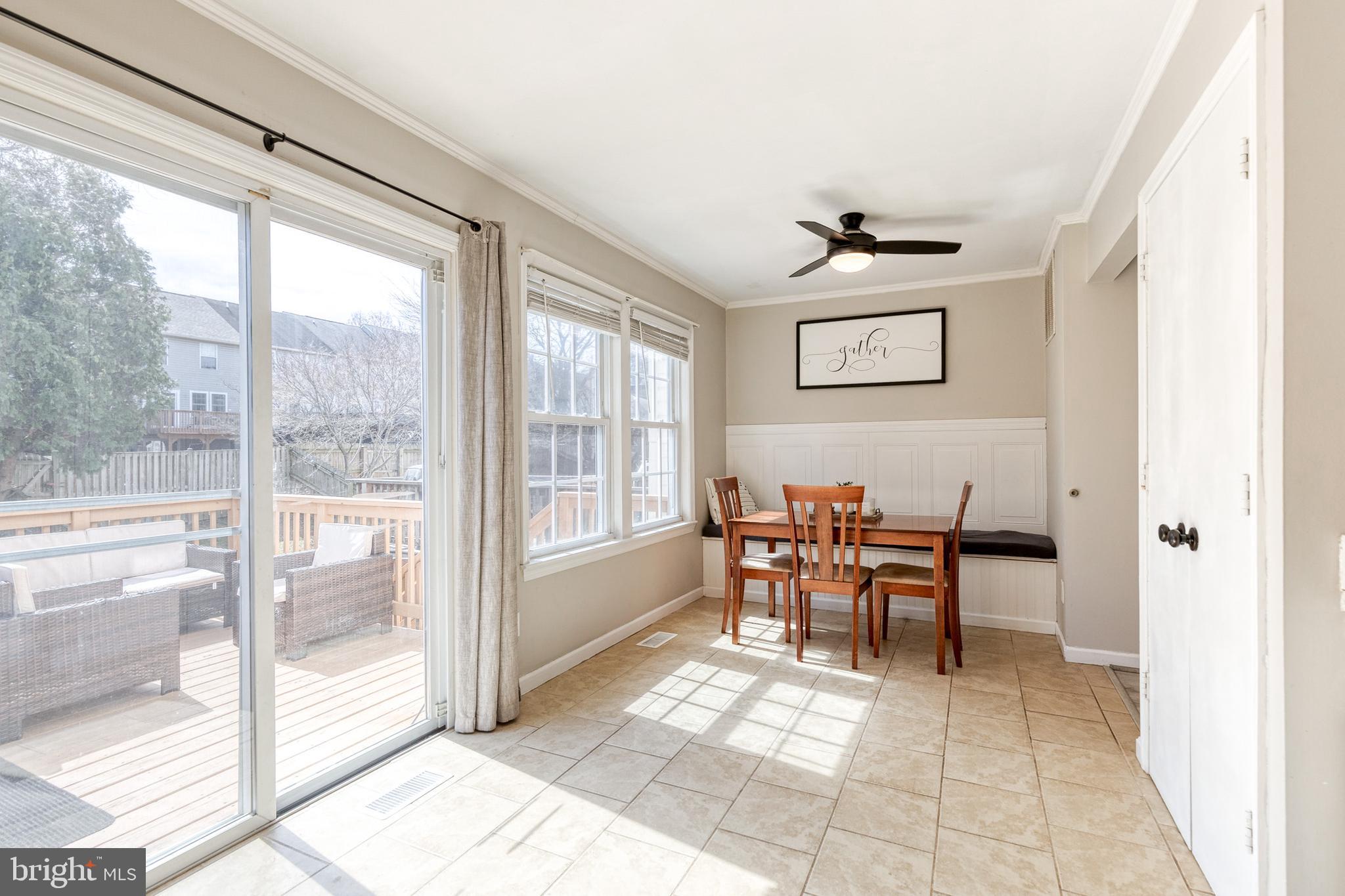 CONSTANT FRIENDSHIP - Residential