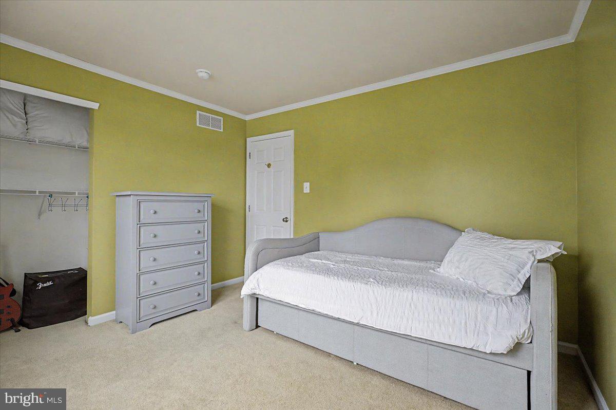 DOYLESTOWN RIDGE - Residential