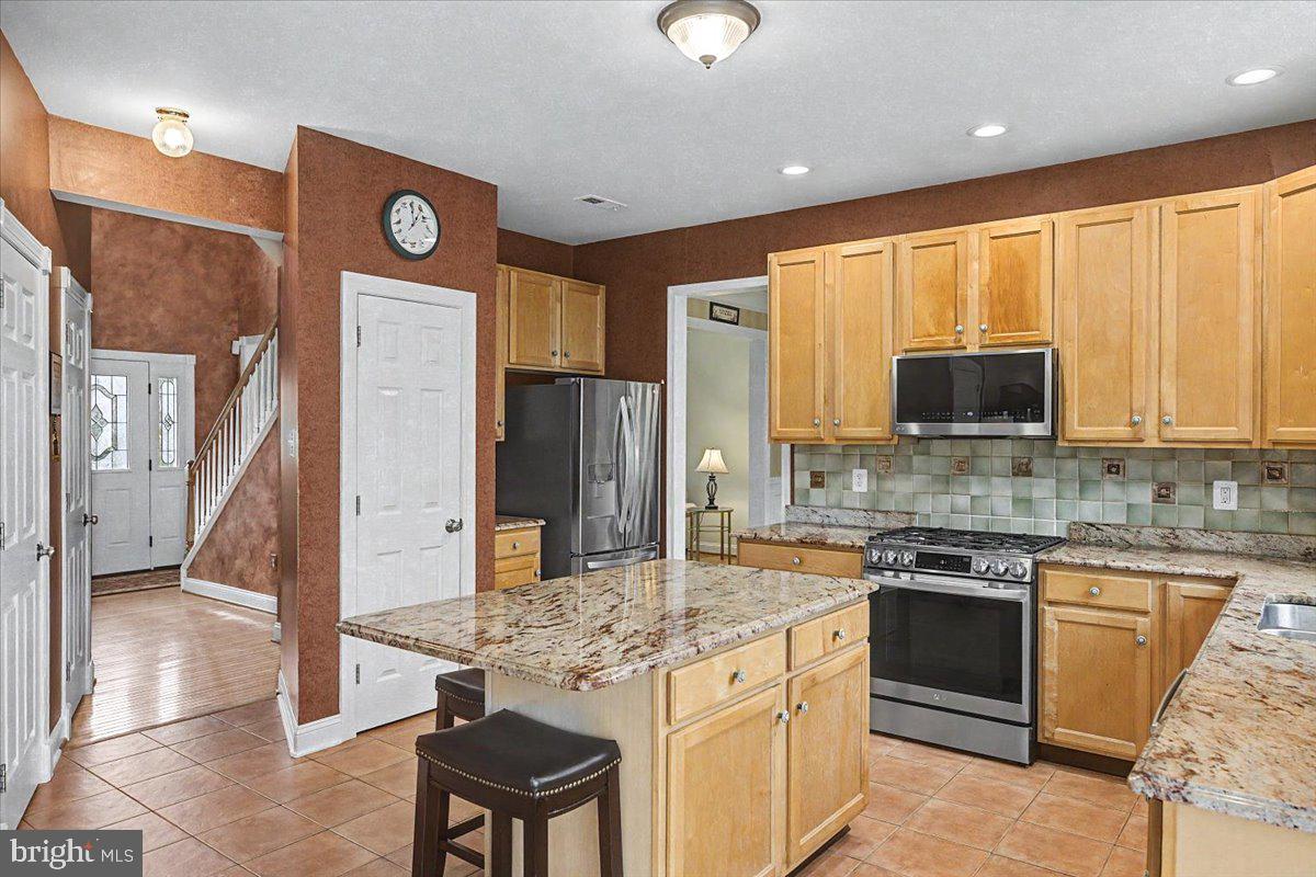 DOYLESTOWN RIDGE - Residential