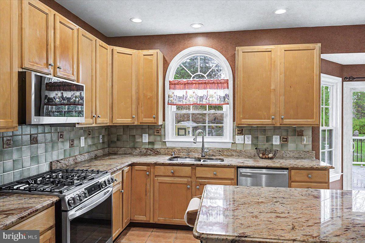 DOYLESTOWN RIDGE - Residential