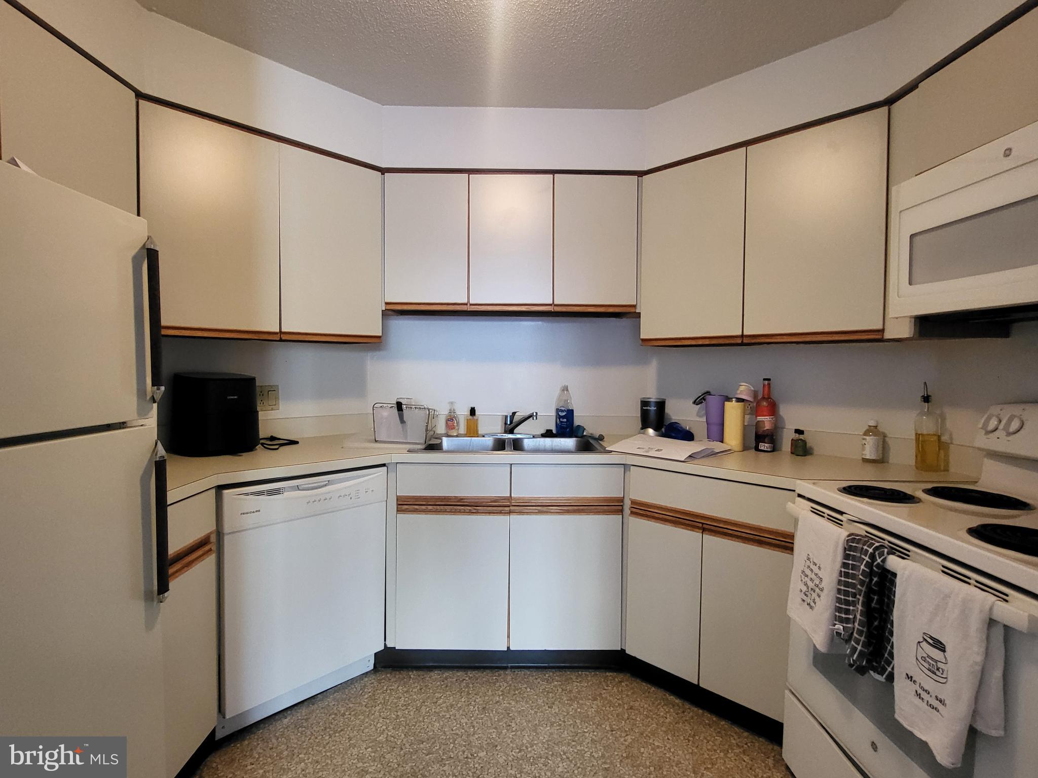 2020 WALNUT STREET 8K