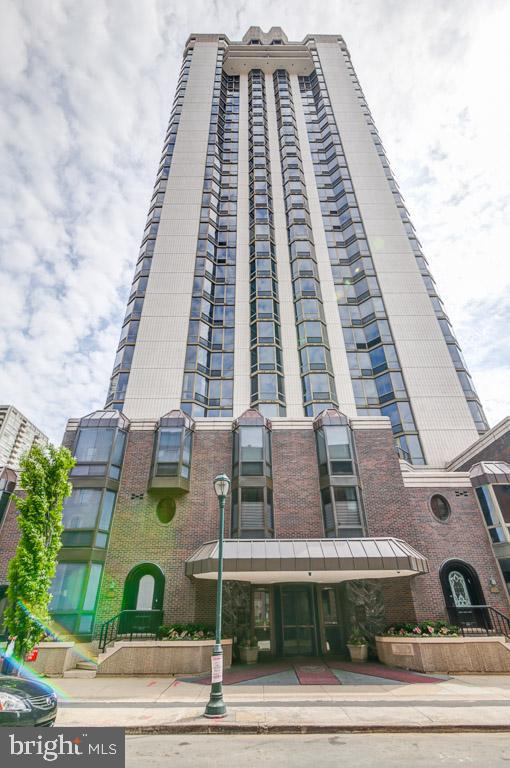 RITTENHOUSE SQUARE - Residential