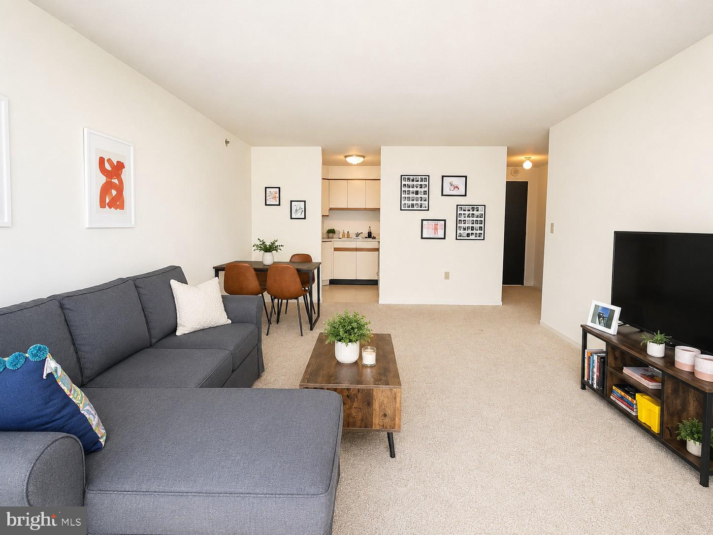 2018 WALNUT STREET 32 8K