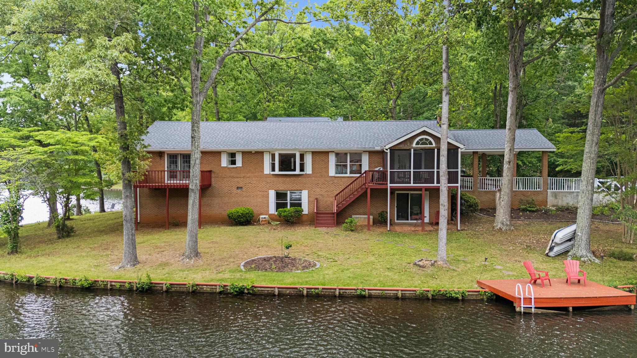 216 WILDERNESS LANE