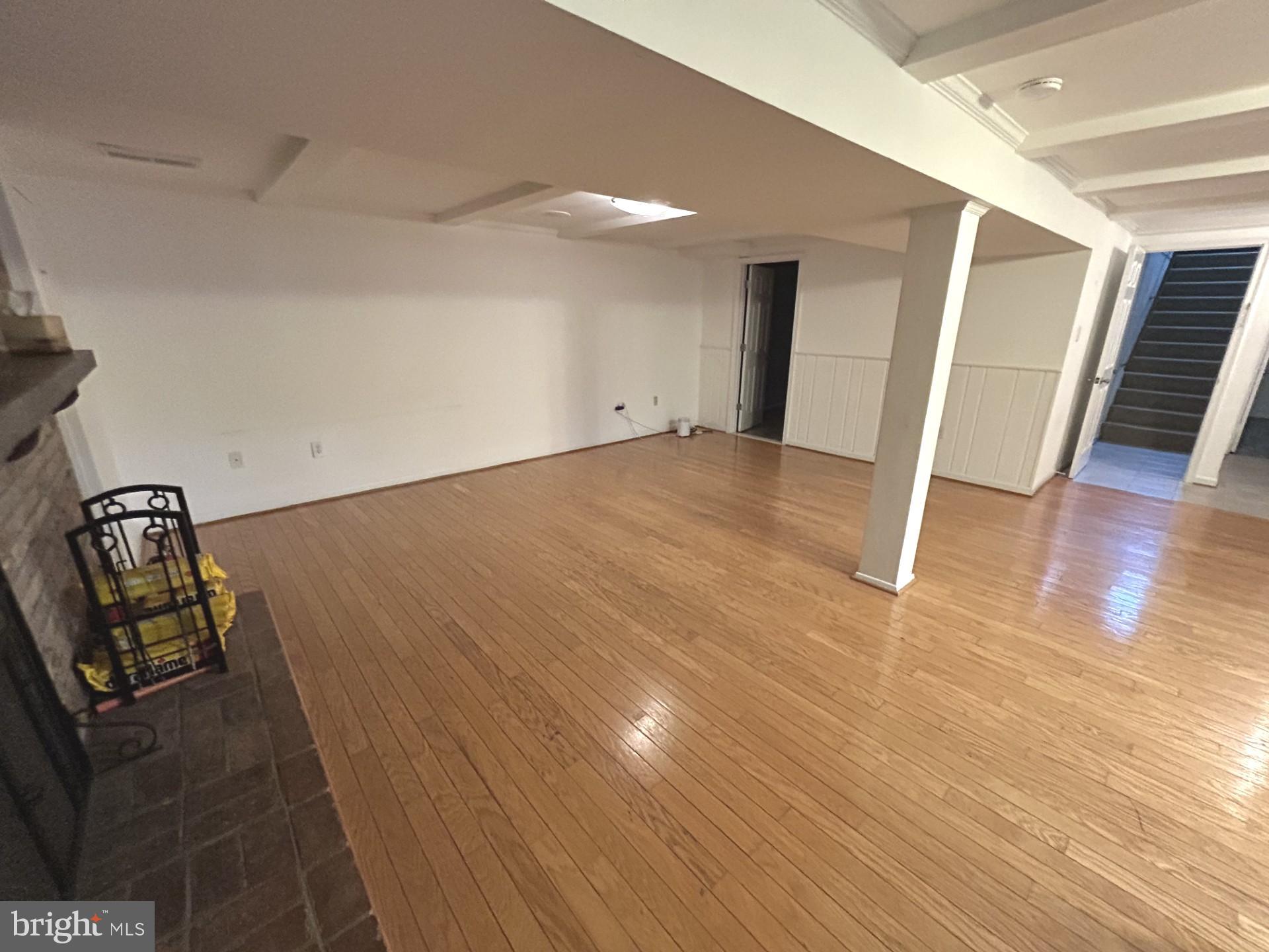 MADISON MANOR - Residential