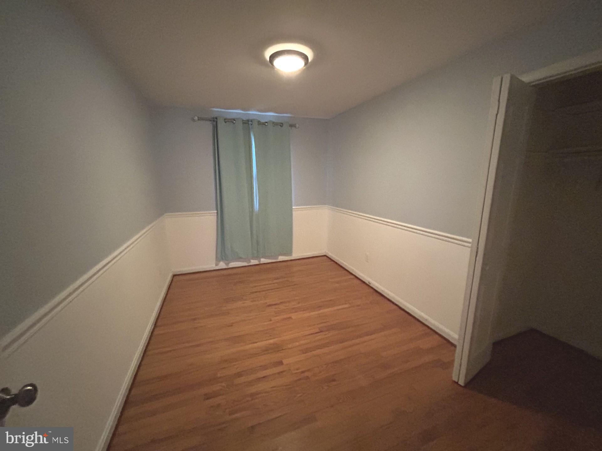 MADISON MANOR - Residential