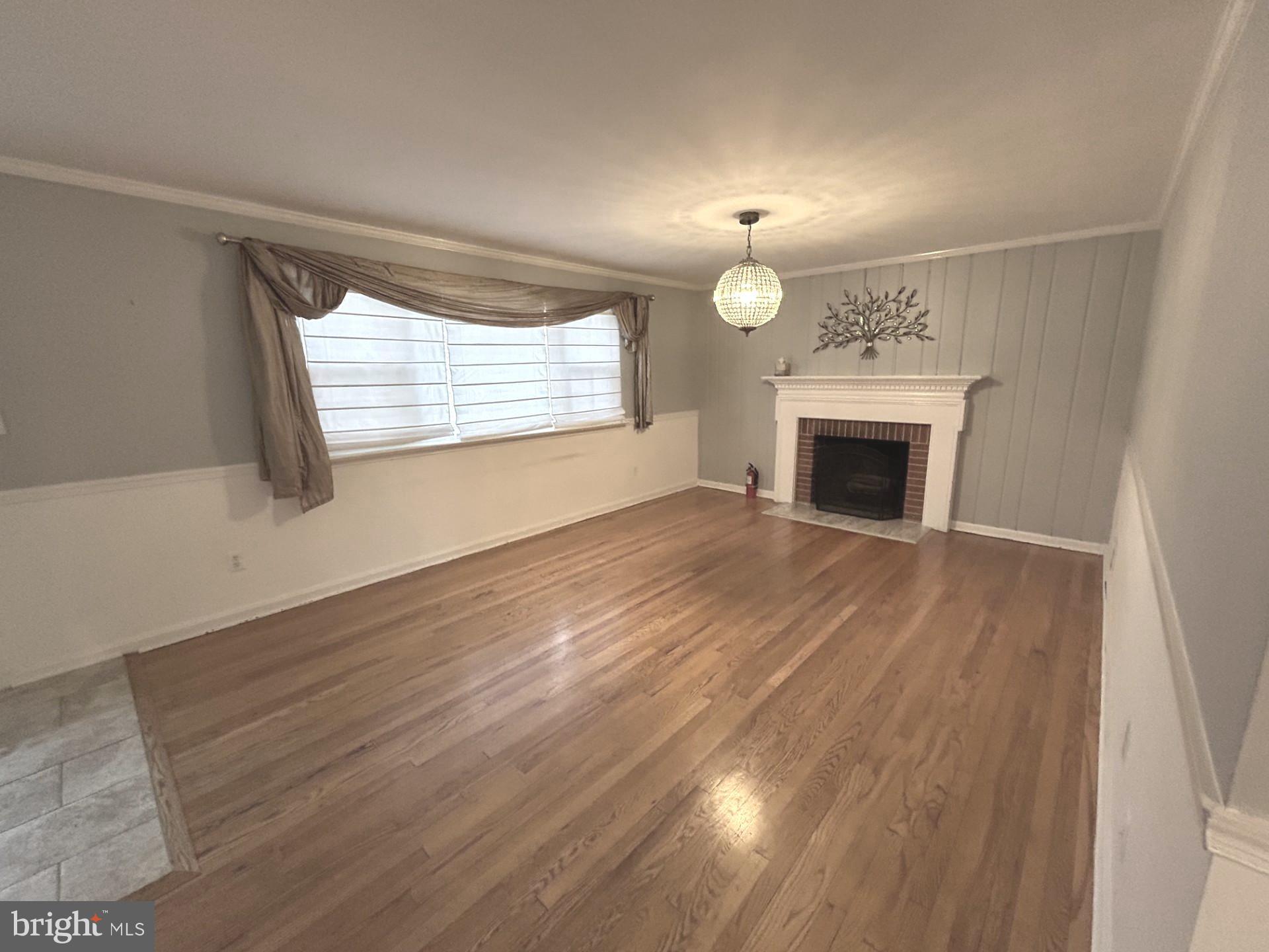 MADISON MANOR - Residential