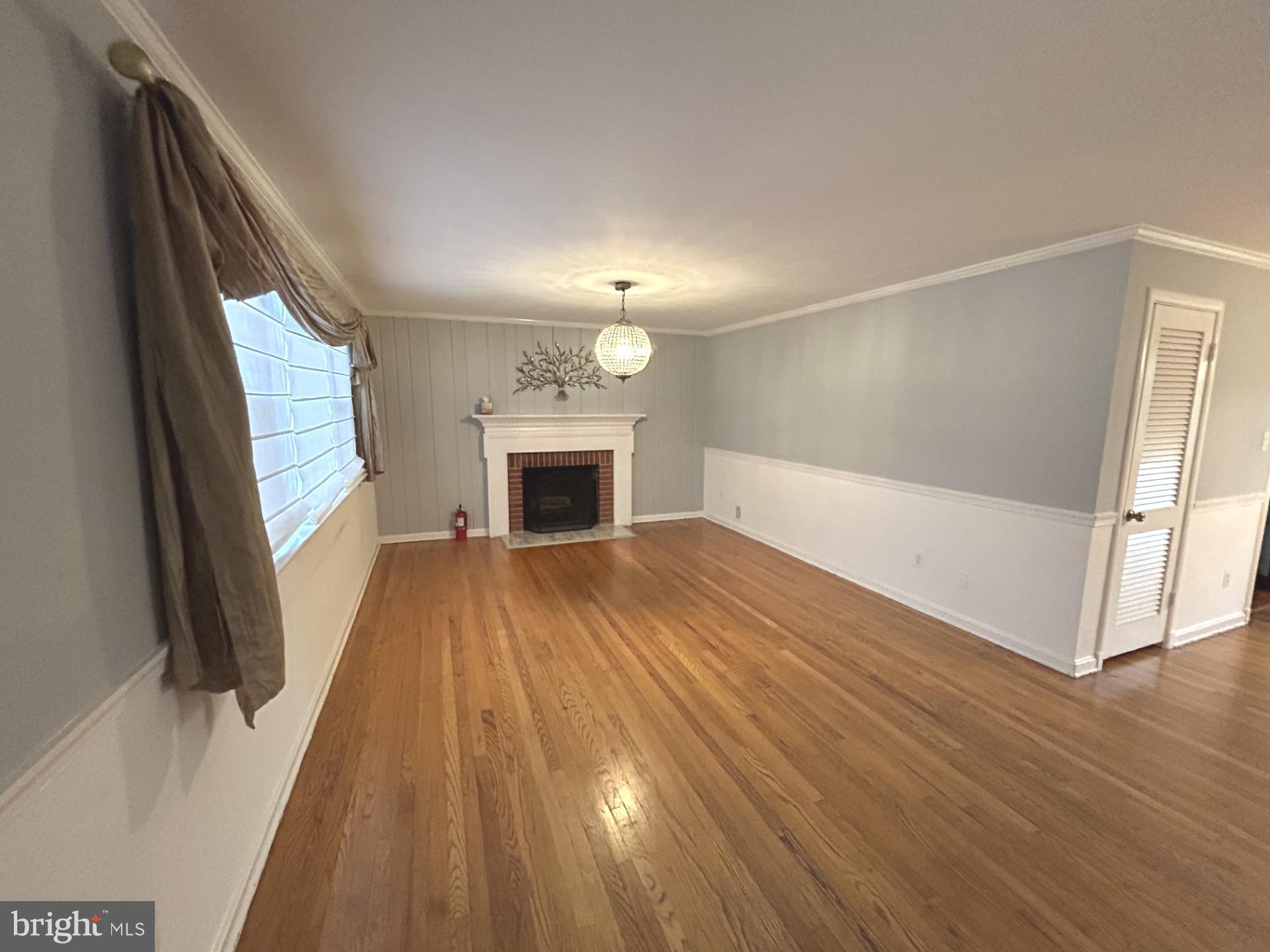 MADISON MANOR - Residential