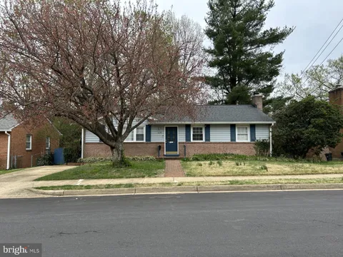 6240 12th Street N, Arlington, VA 22205 - MLS#: VAAR2055990