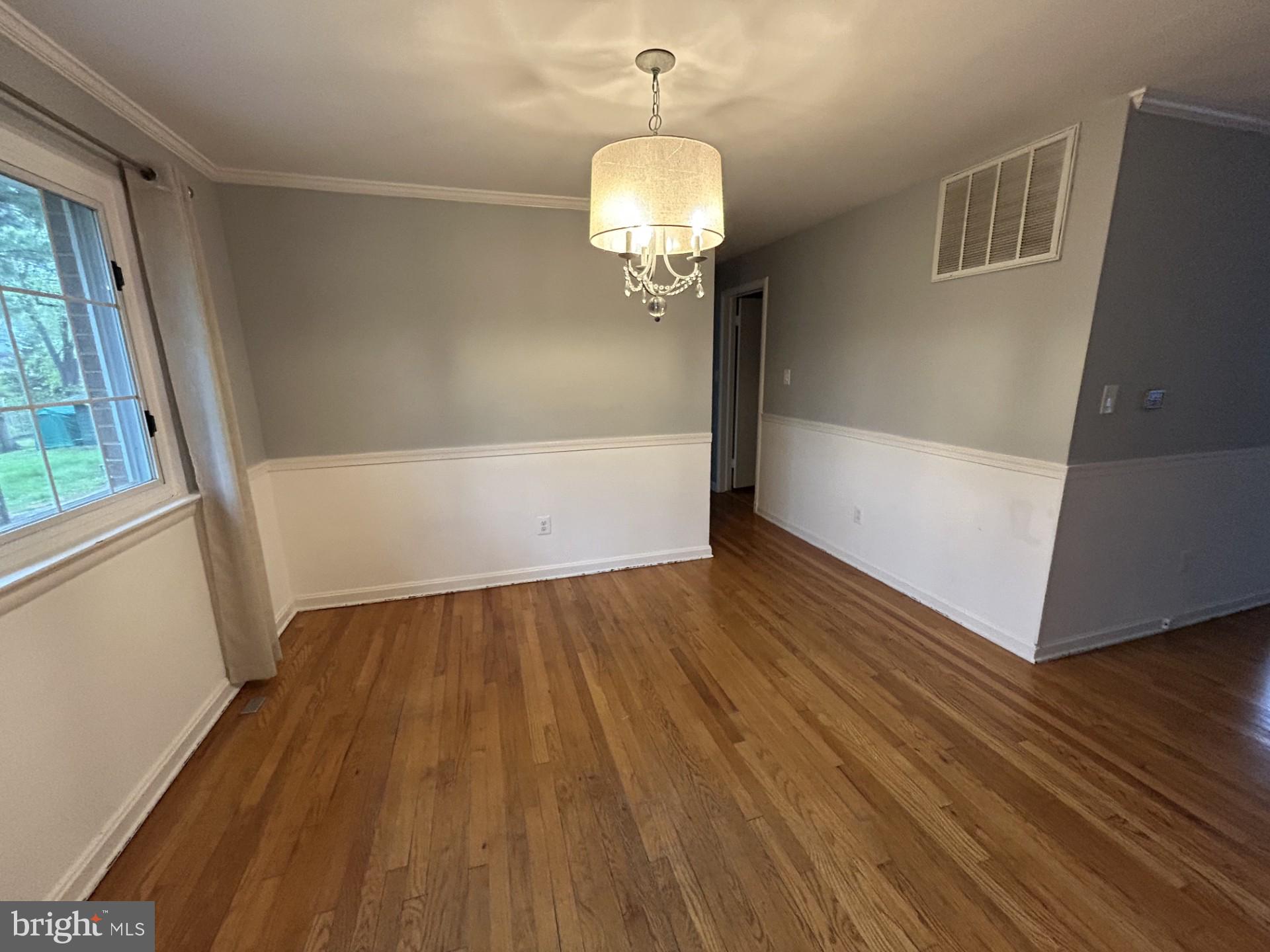 MADISON MANOR - Residential